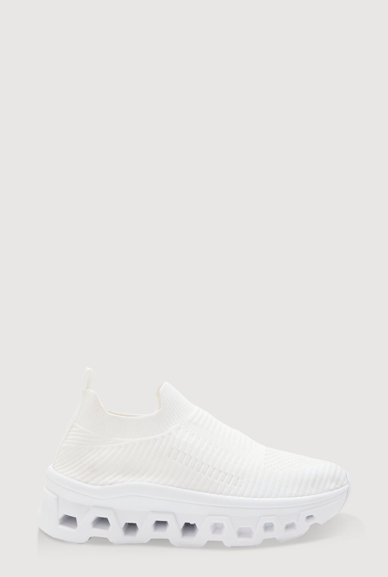 3114077385602010_002