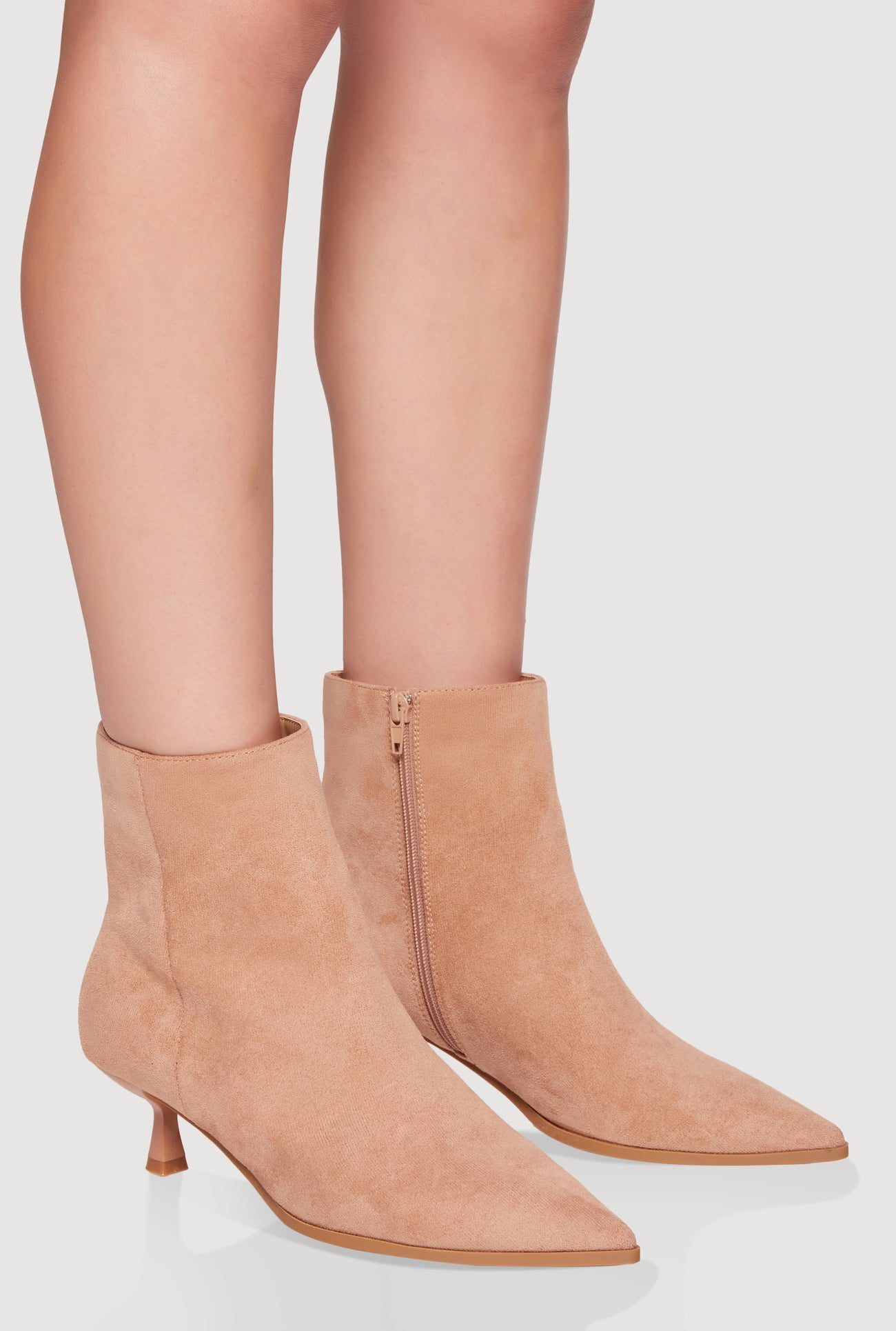 3115004069323424_002