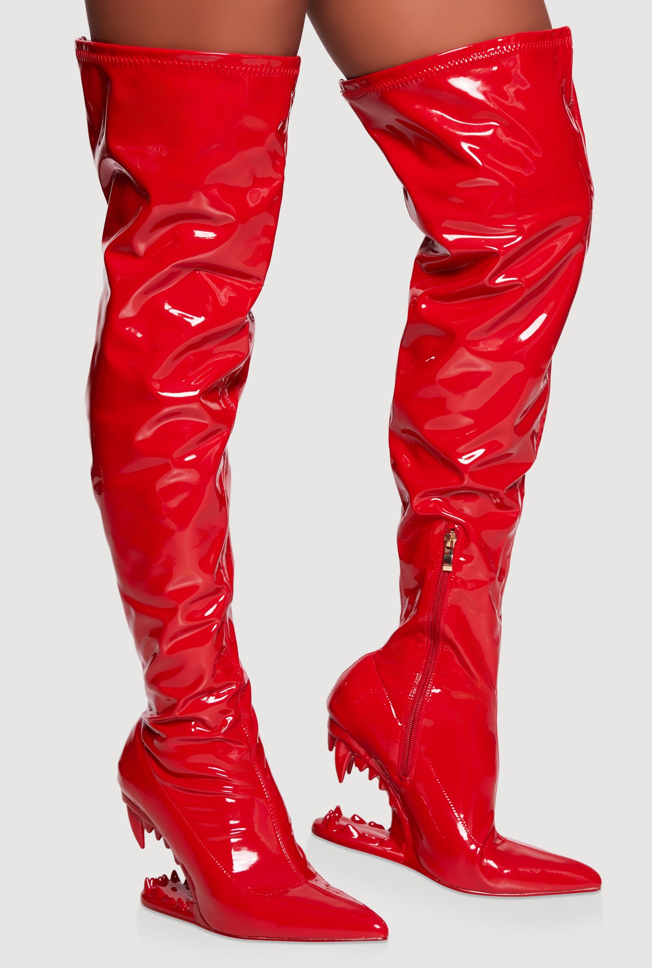 3118070962258369_002