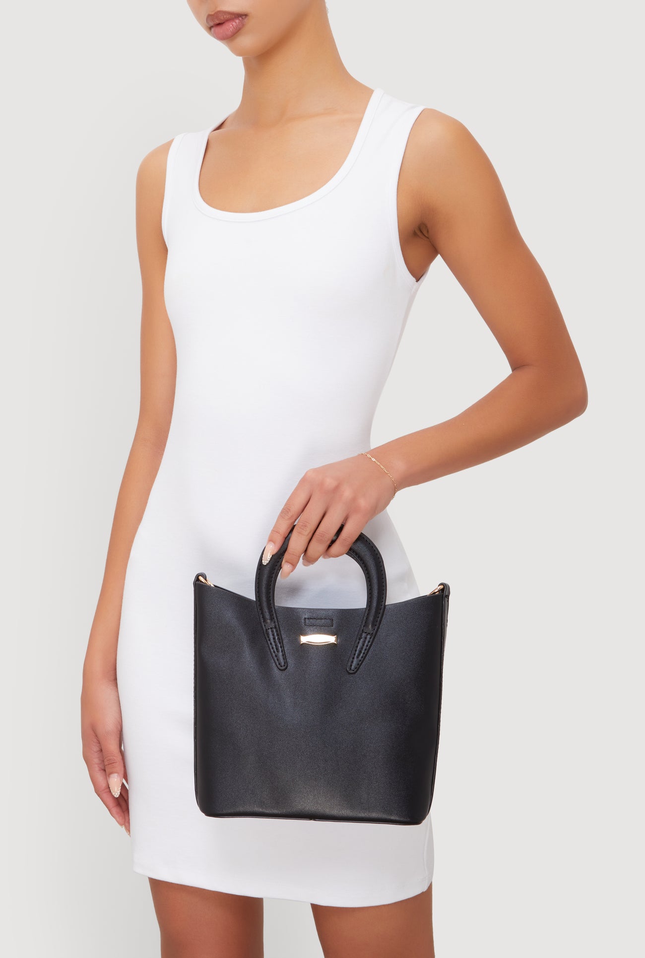 3124073891776001_002