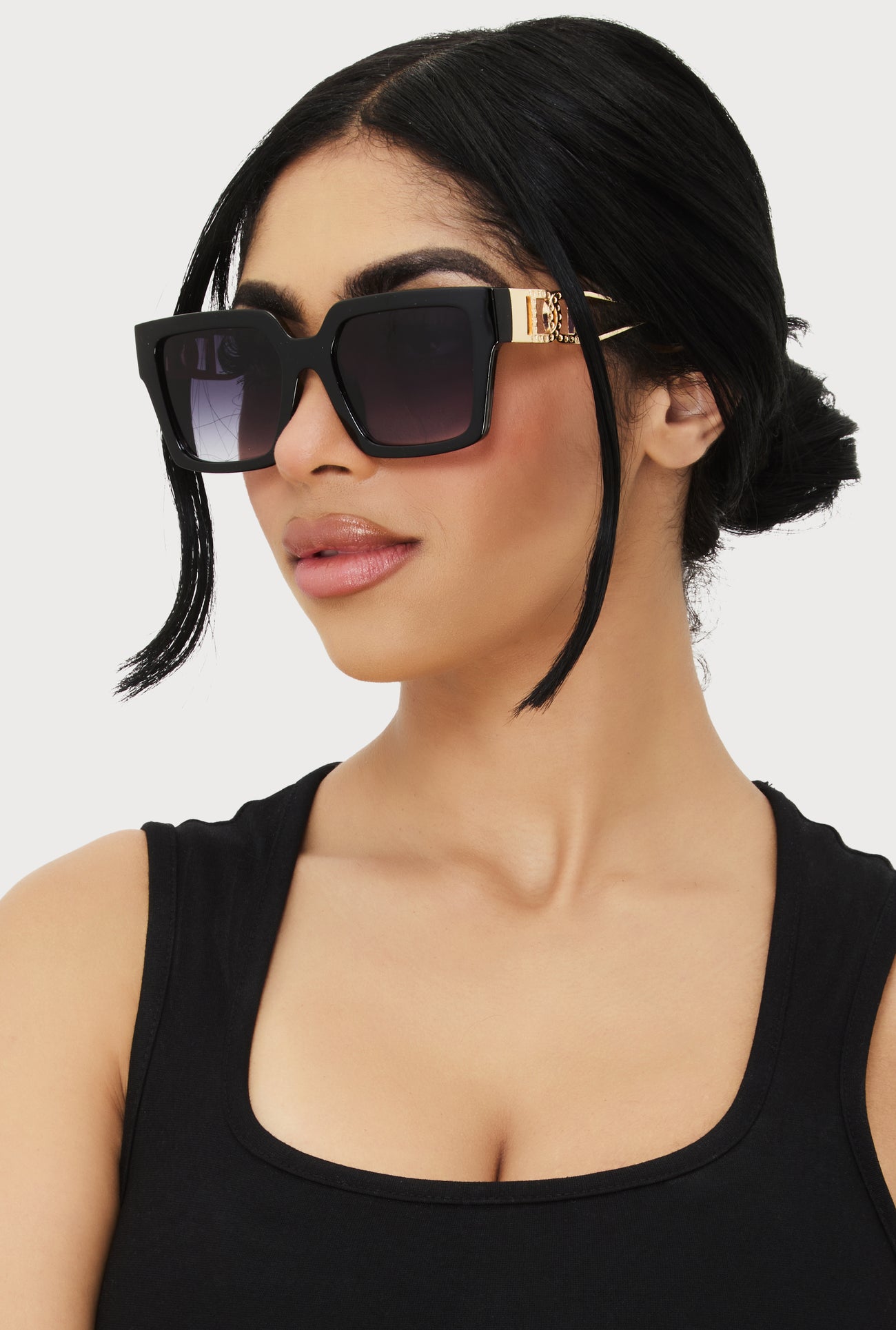 3133056175915101_002