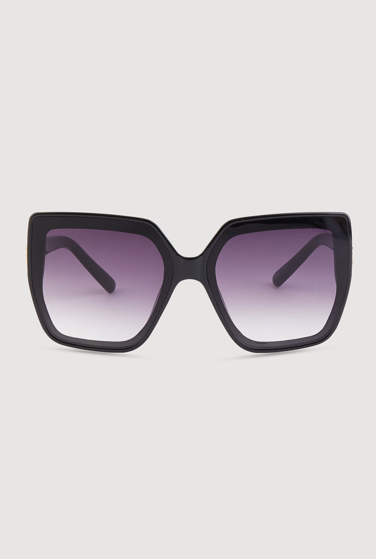 3134004266472001_001