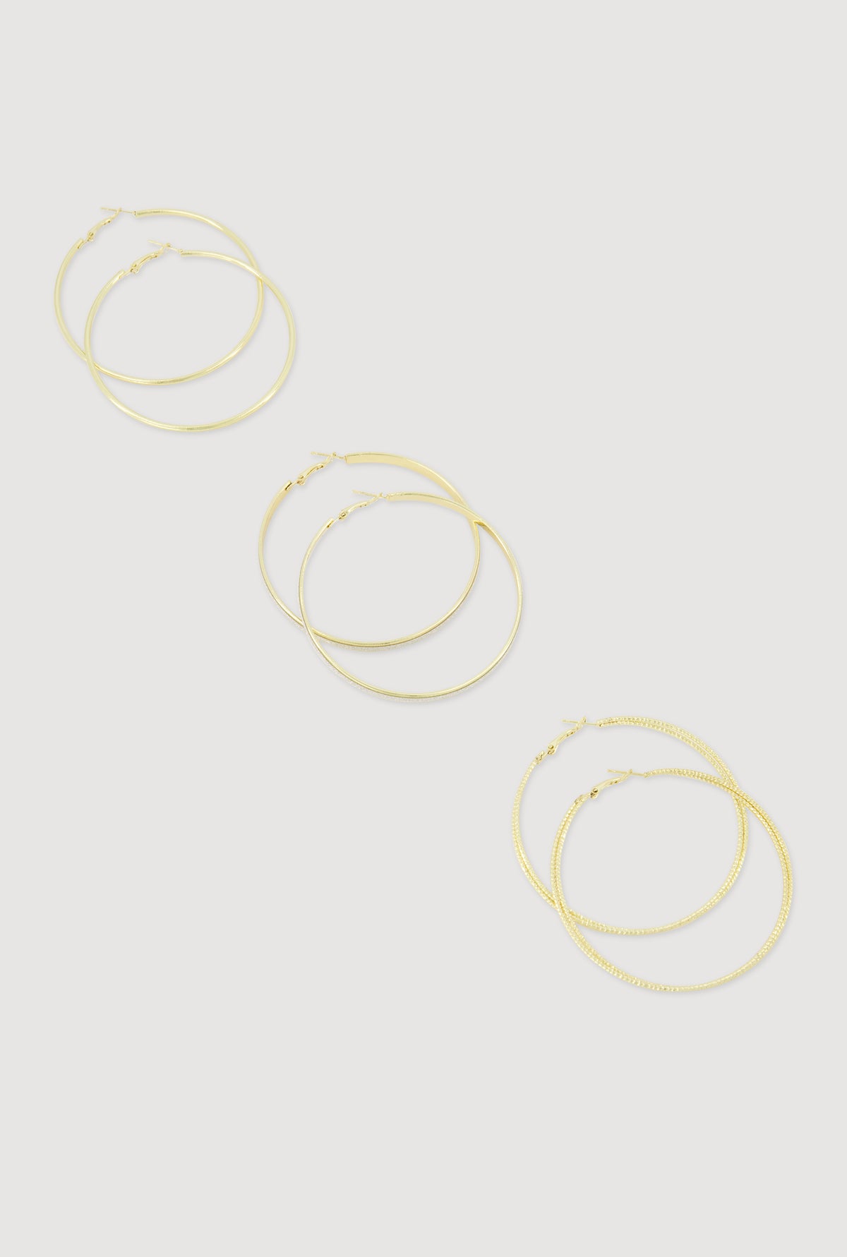 3135071431200072_001