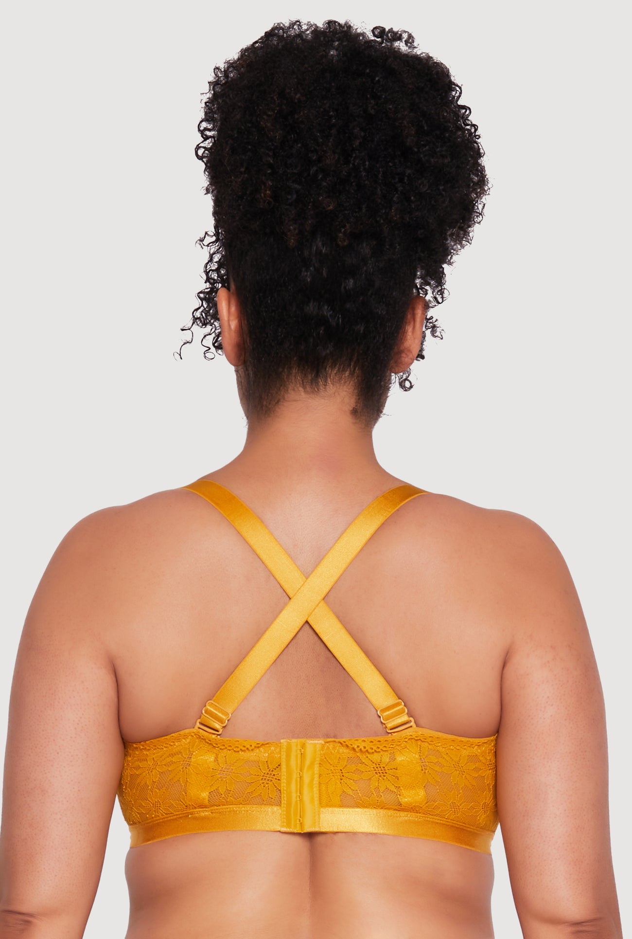 3169035161215072_008