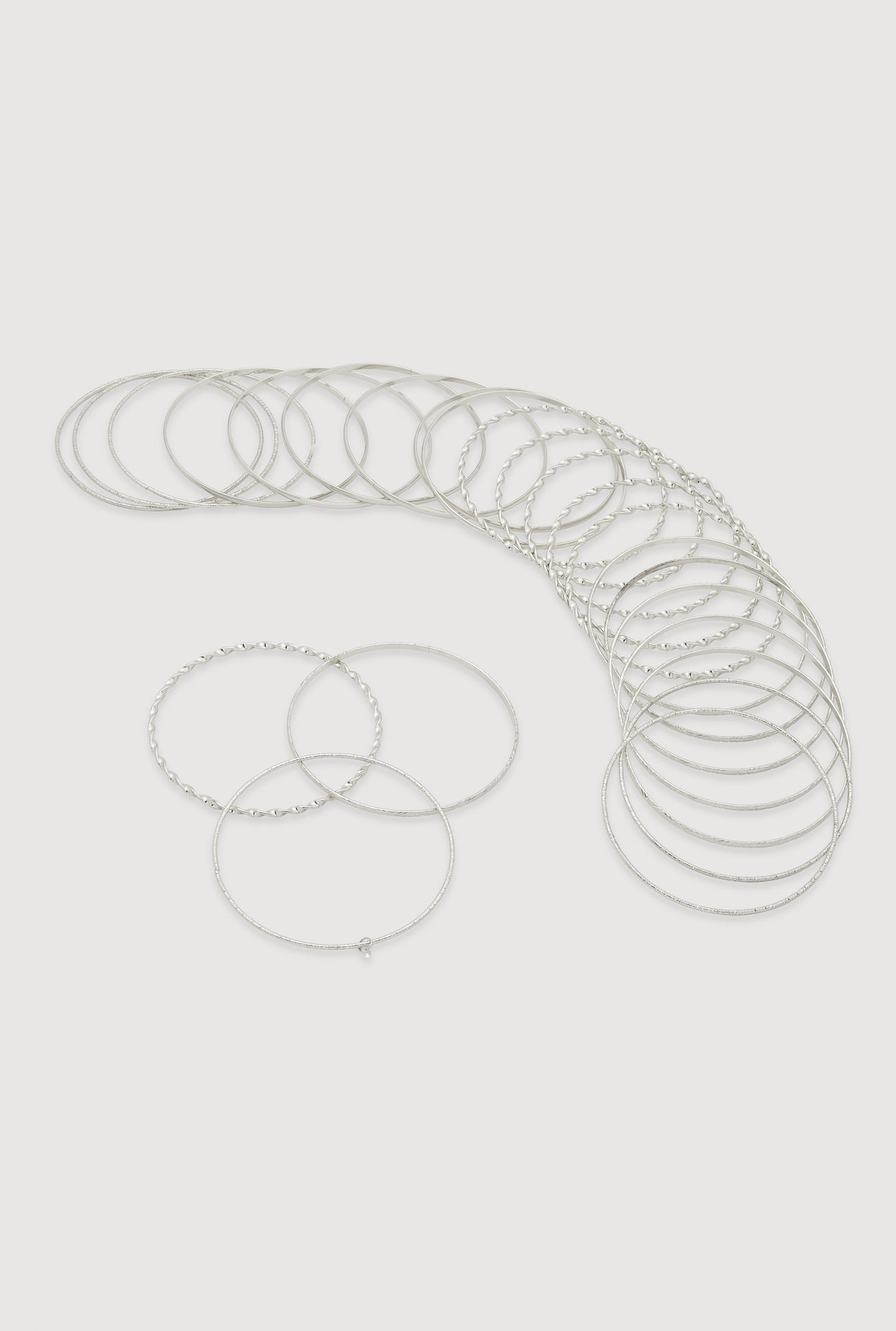 3194073840289007_003