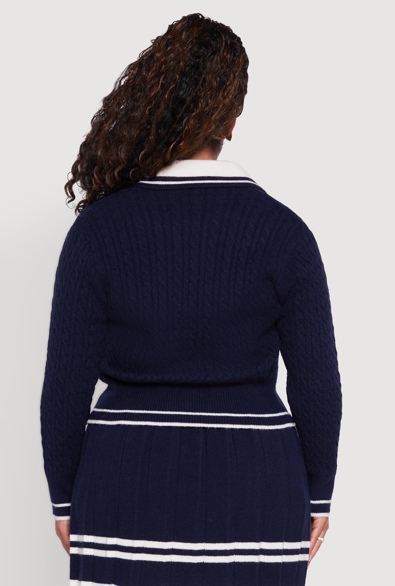 3393056721909041_006