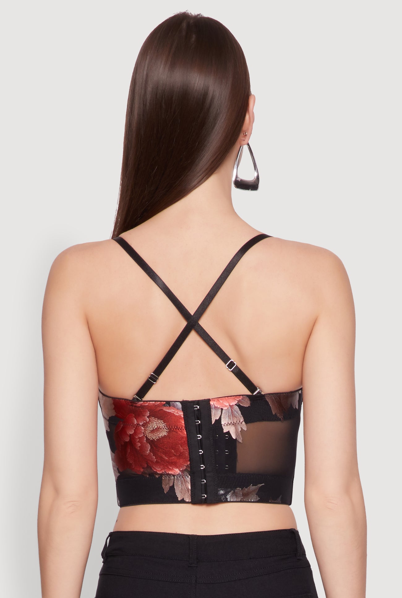 3402056575517001_008