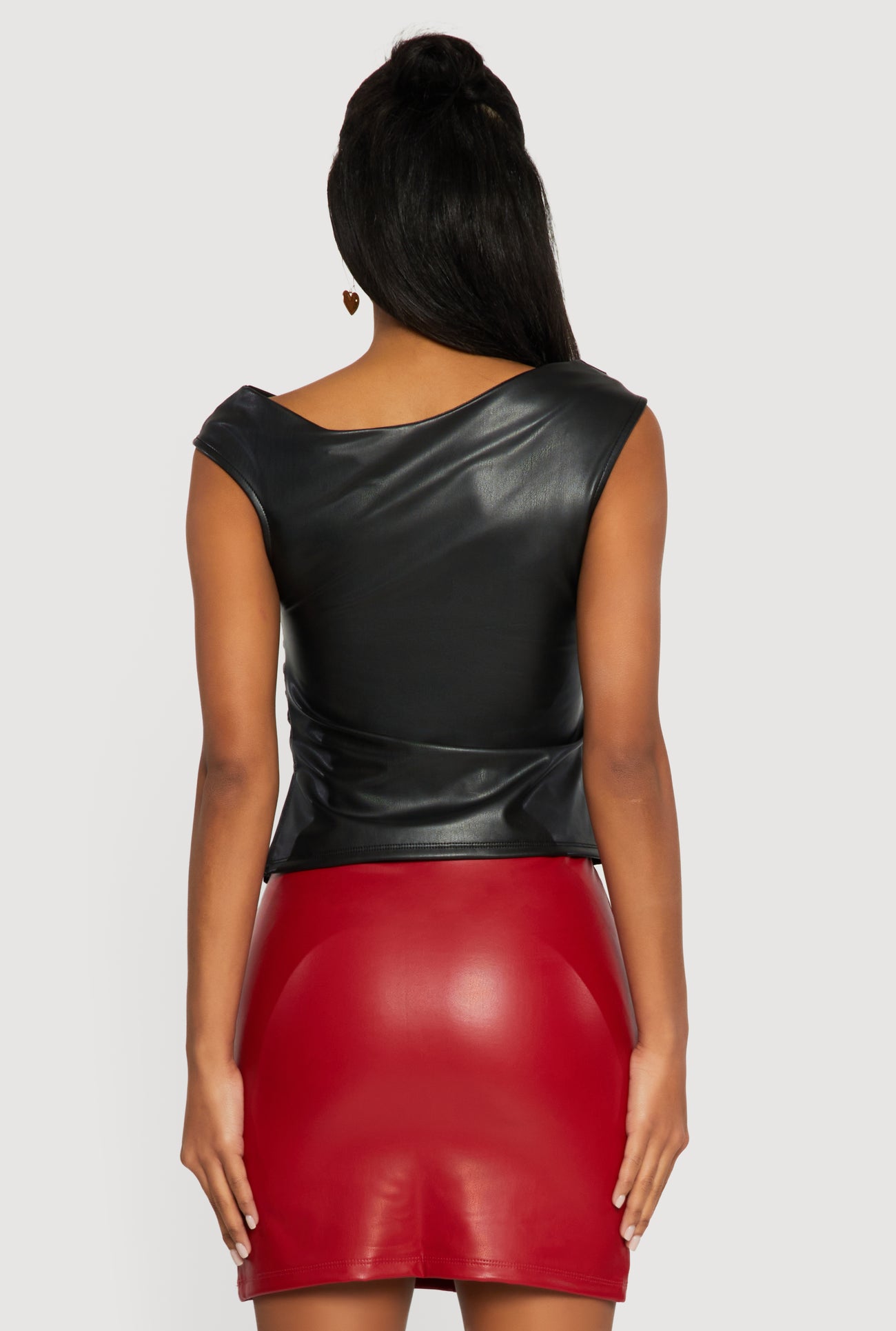 3402068515464001_006