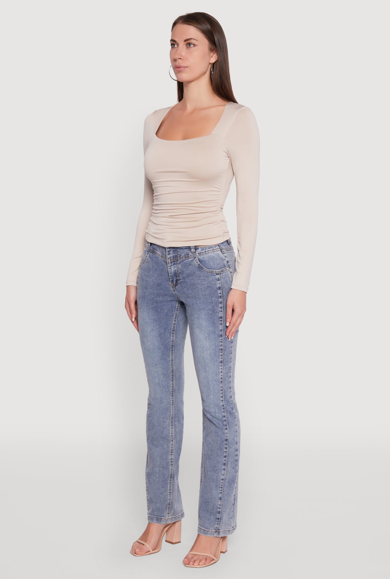 3402069393198016_005