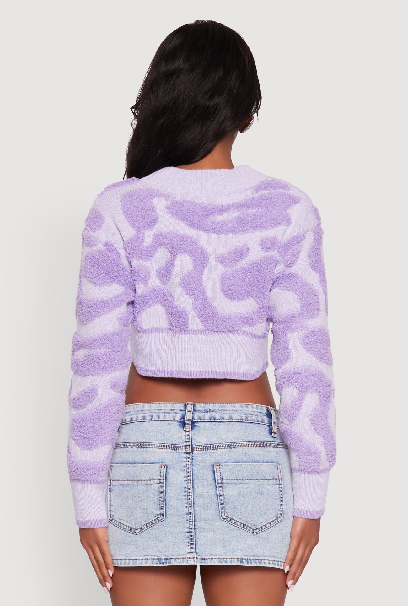 3403064721000051_006