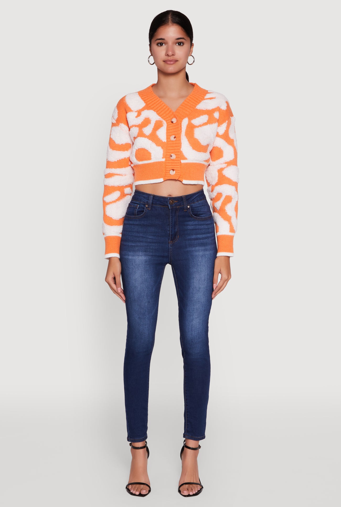 3403064721000080_003