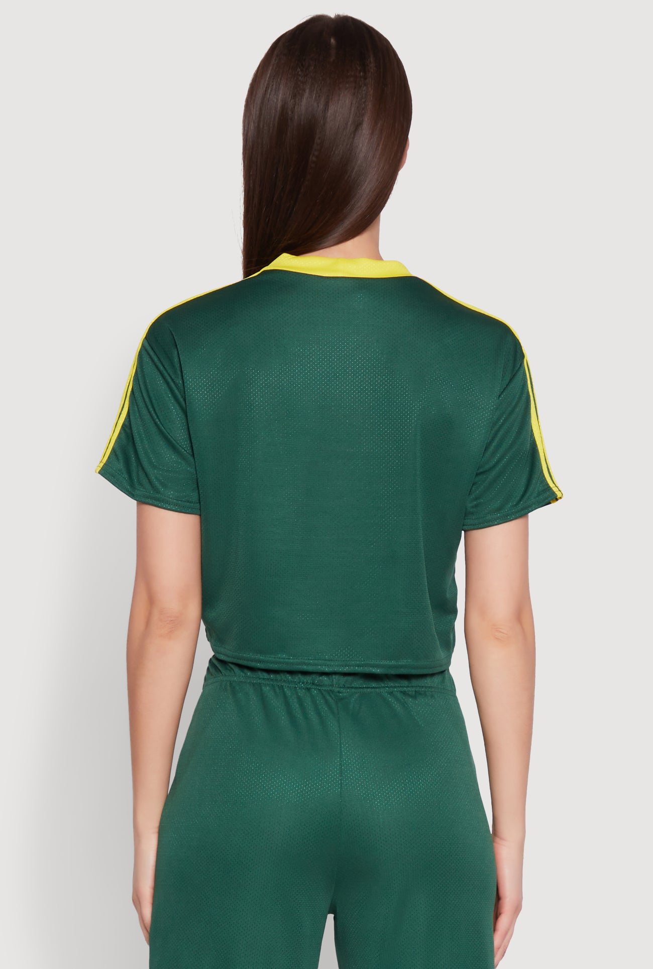 3413056577930030_006