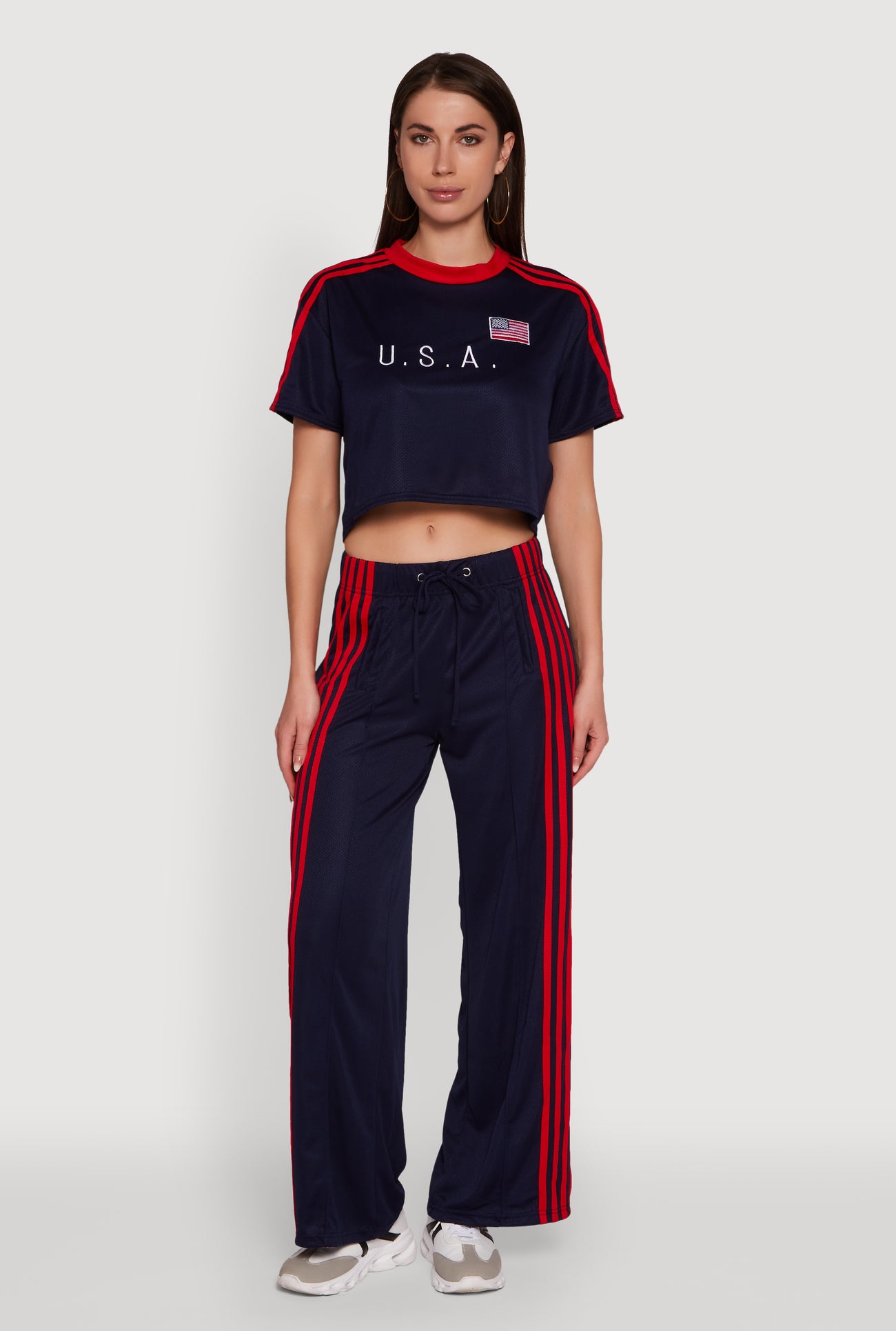 3413056577930041_003