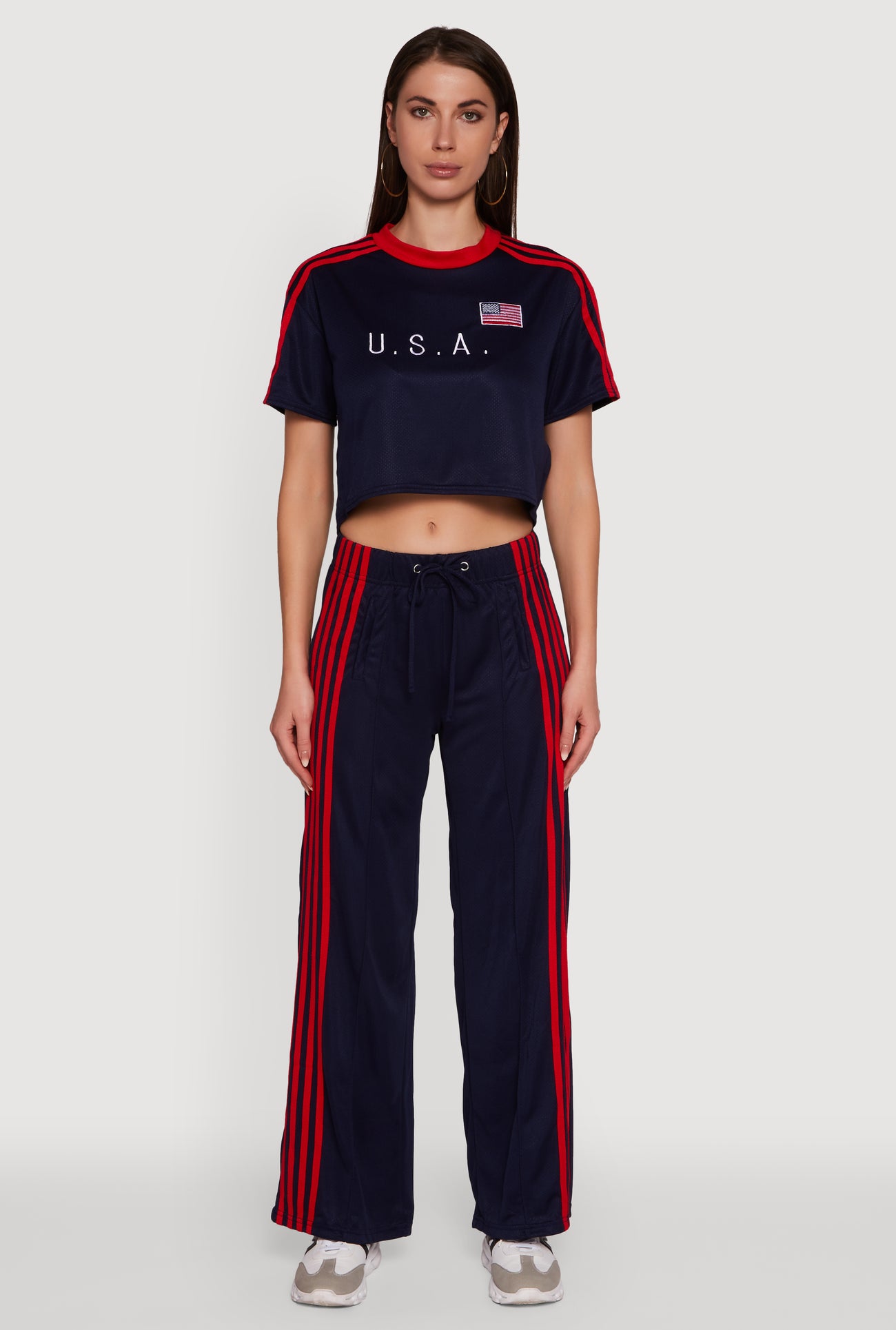 3413056577931041_001