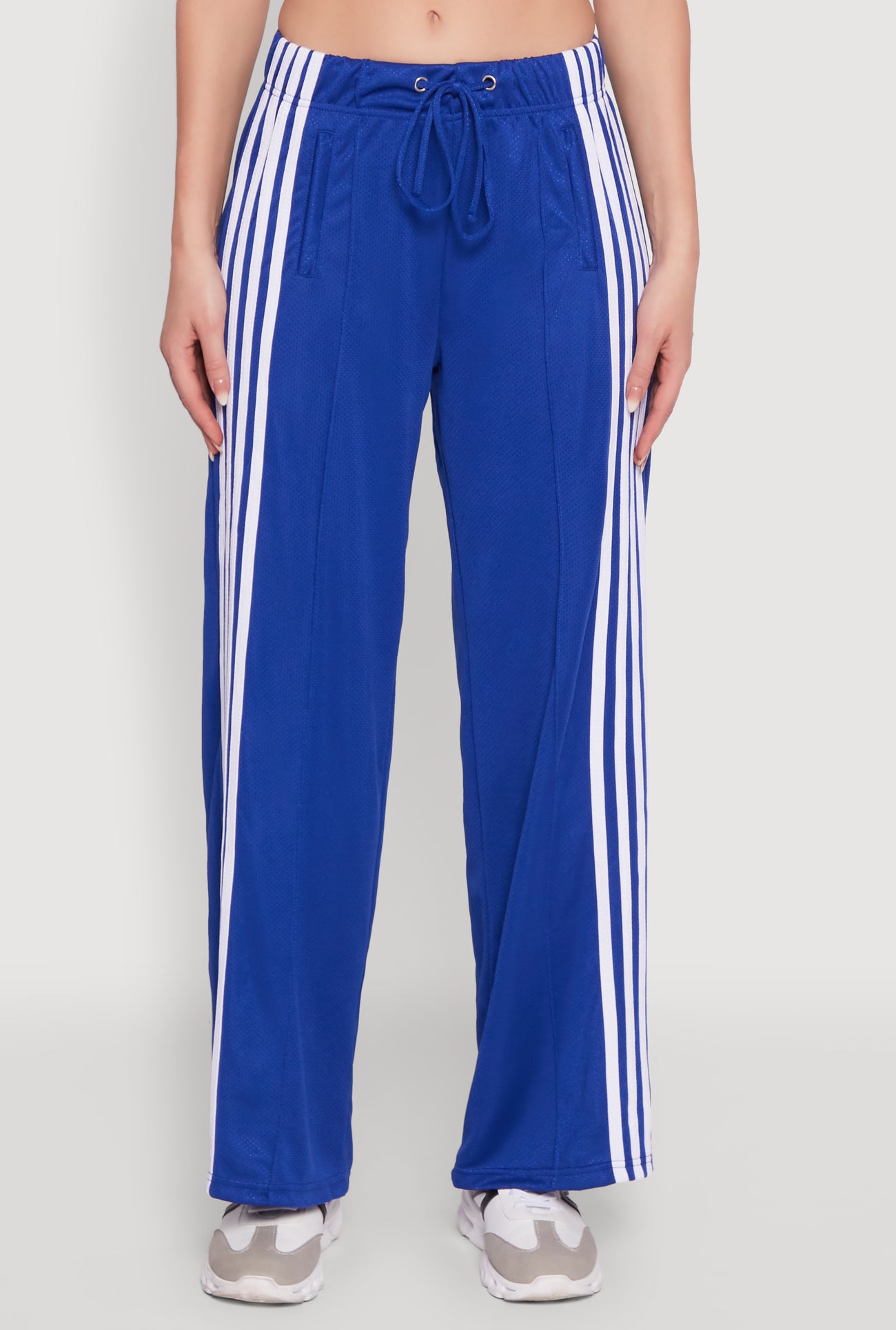 3413056577931340_003