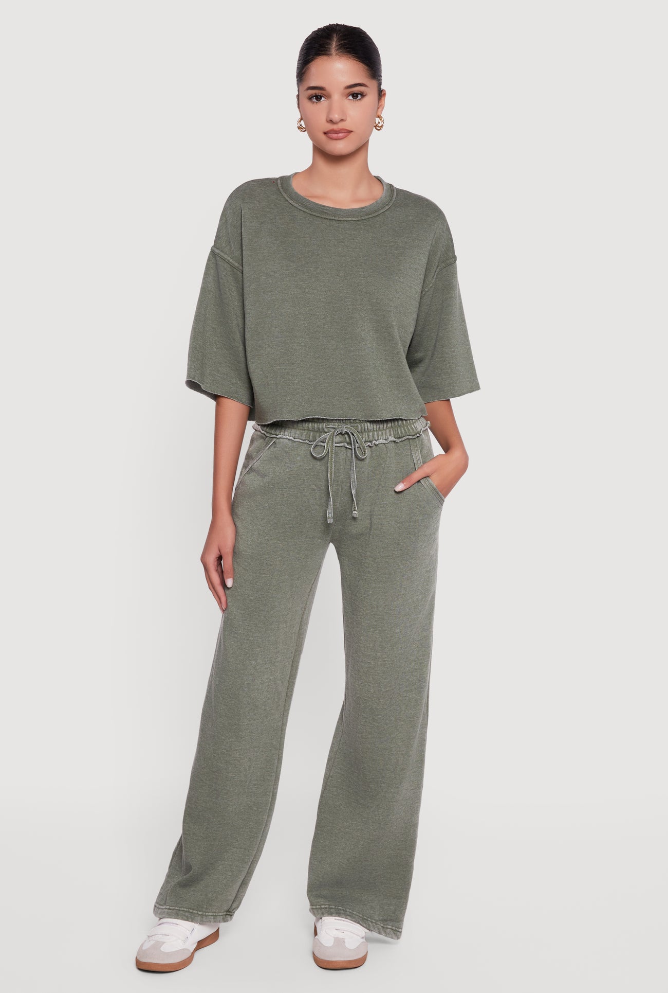 3413056578827032_001