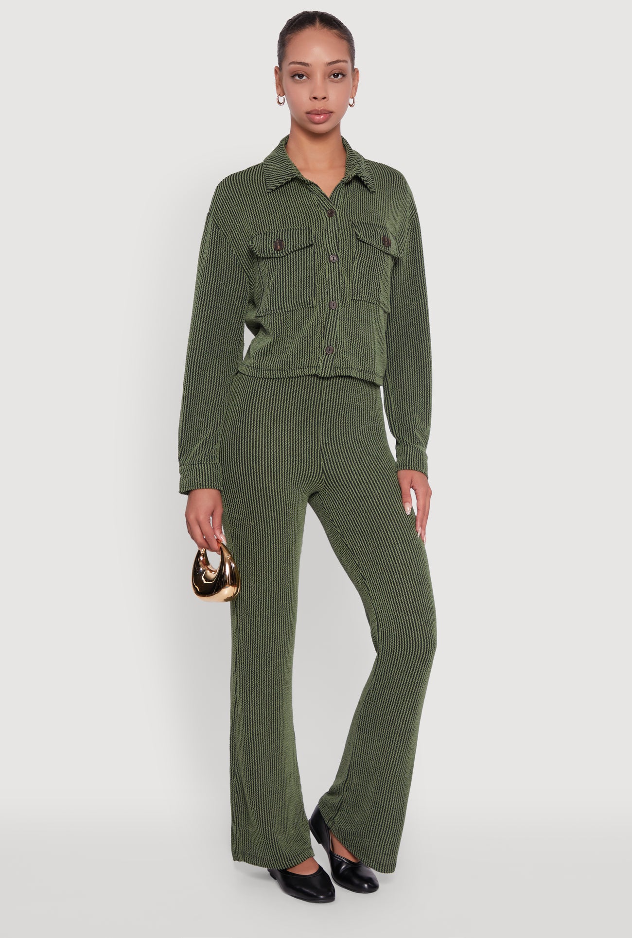 3413058752346032_001