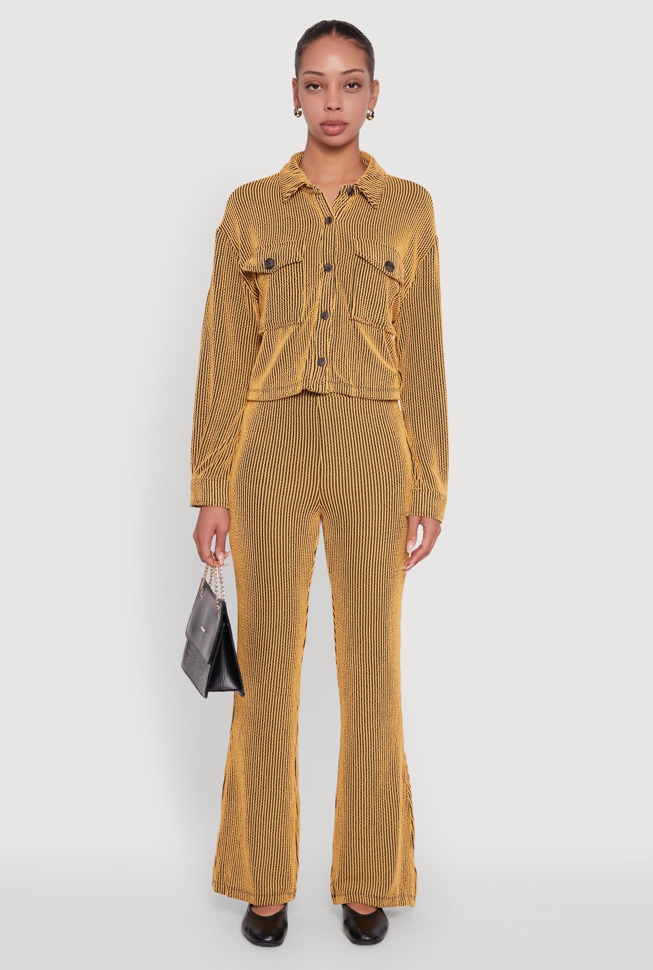 3413058752346071_002