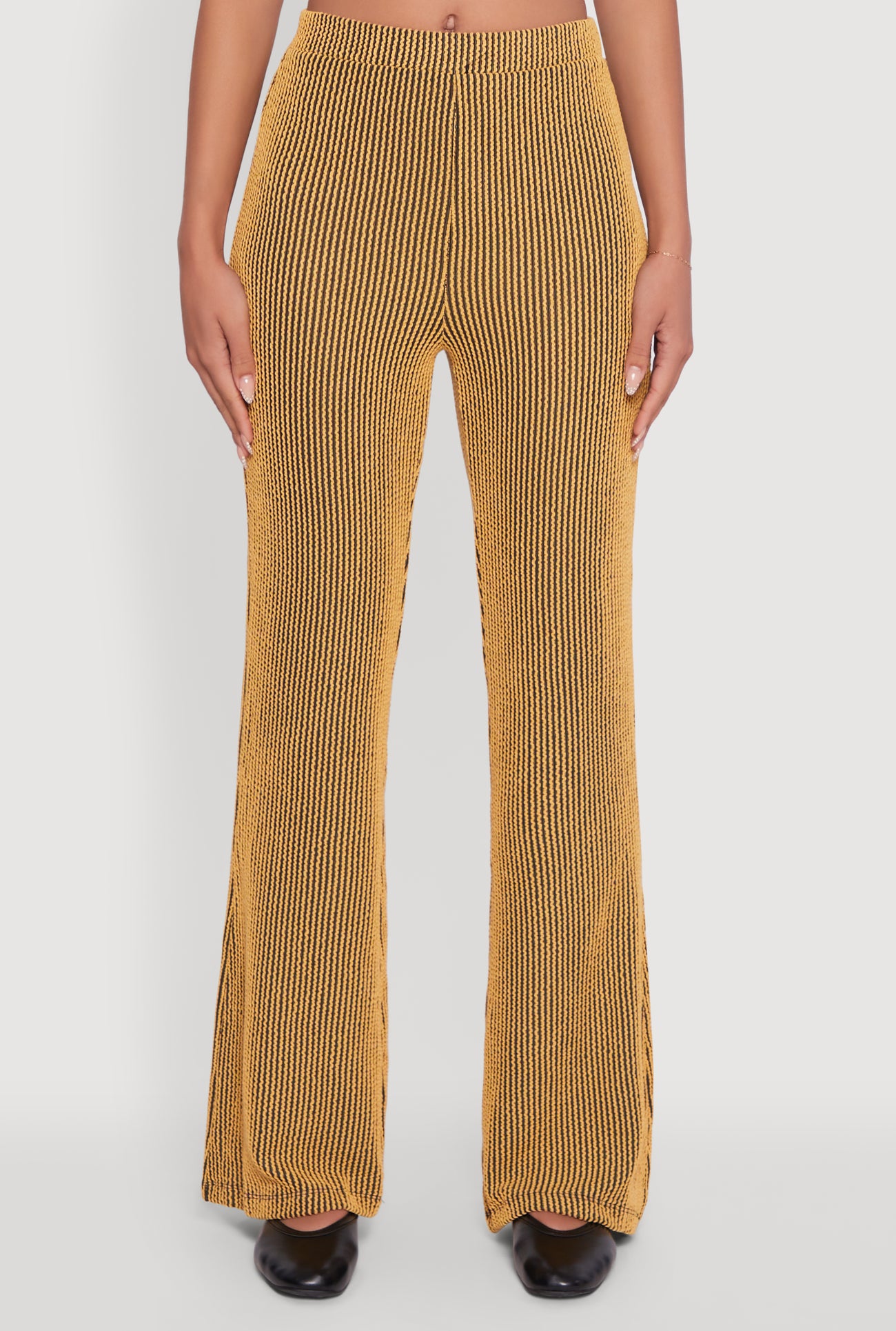 3413058752346071_003