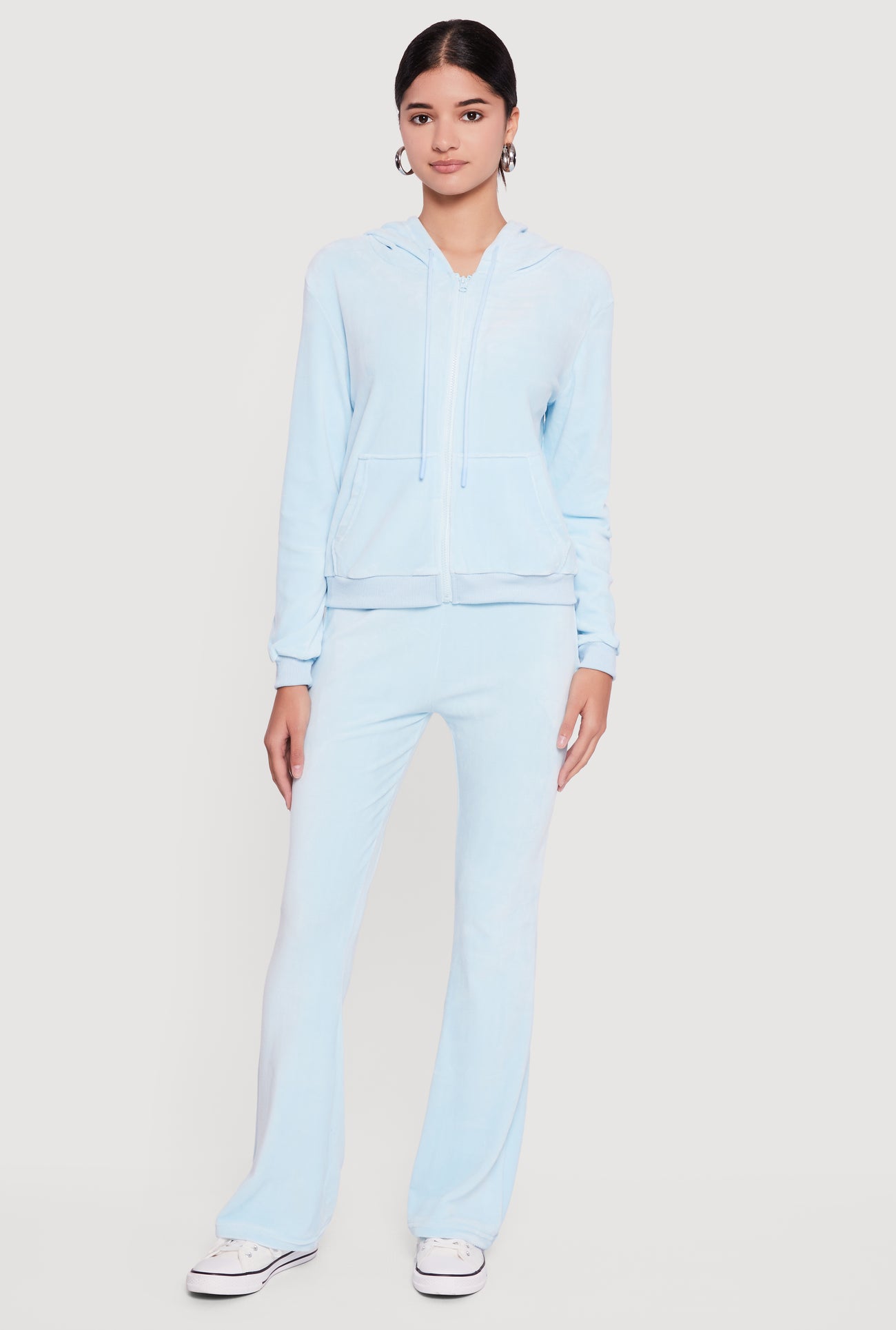 3413062700766340_001