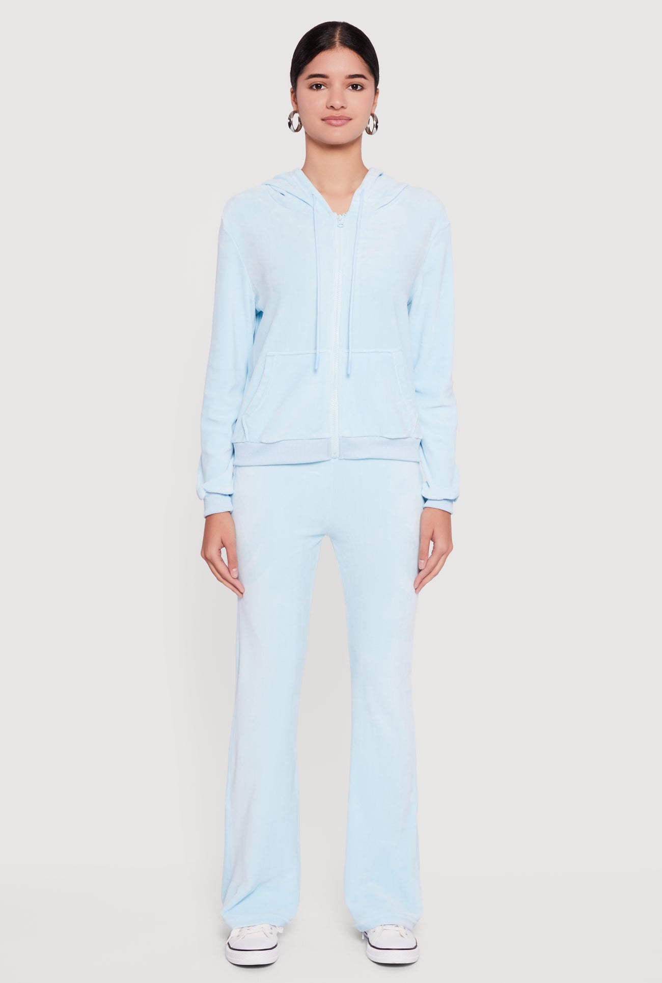 3413062700766340_002