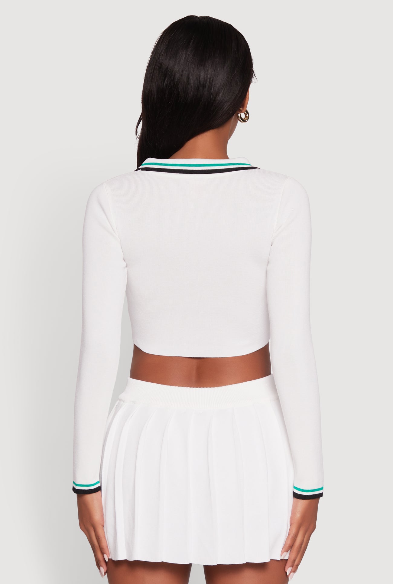 3413064723345011_006