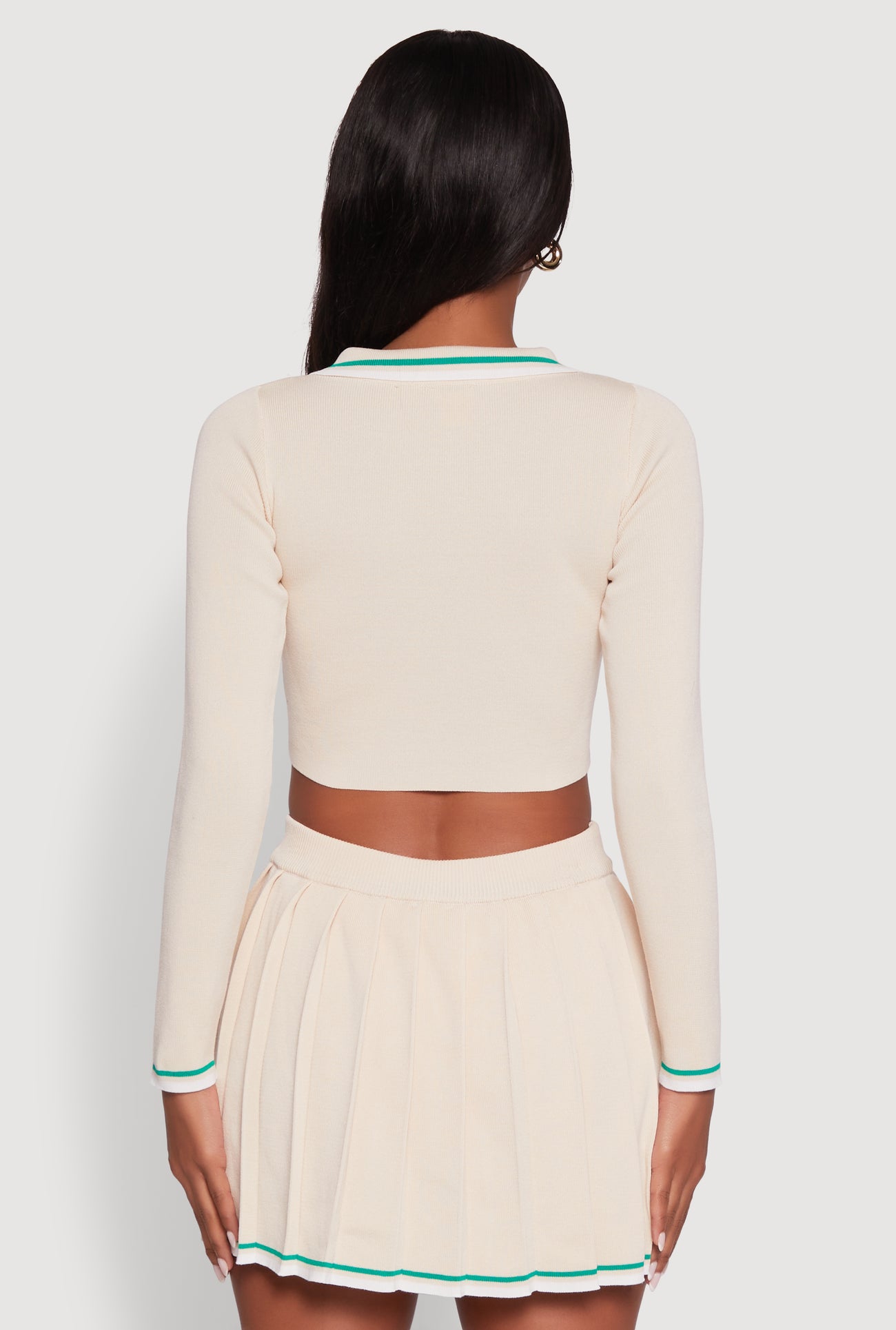 3413064723345016_006