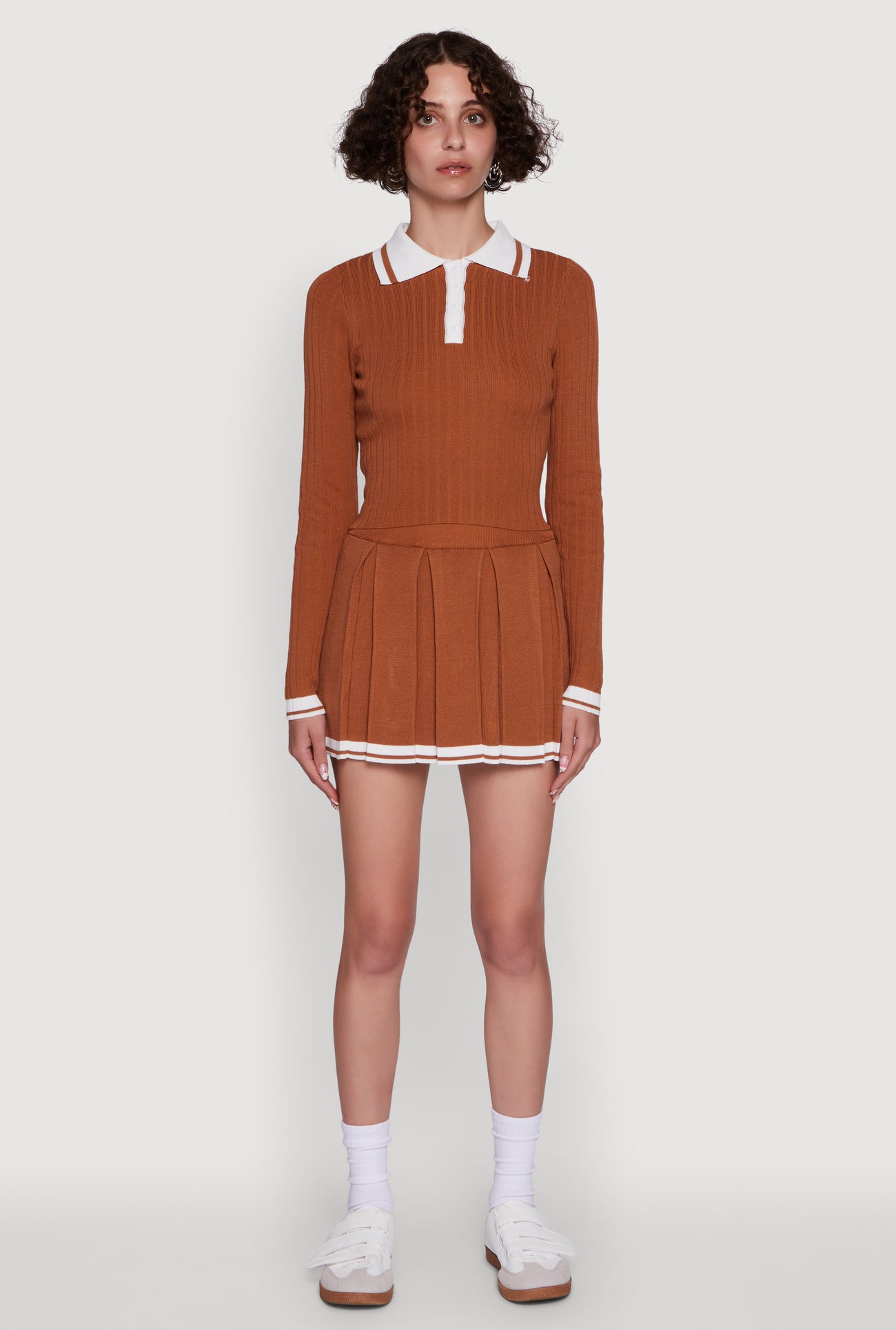 3413064725333325_001