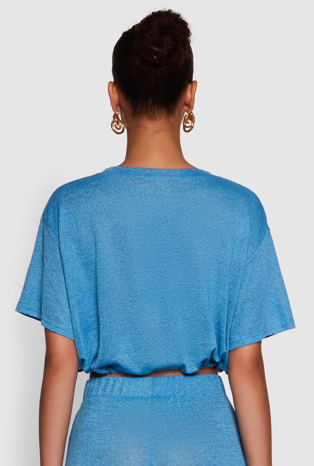 3413064726920105_006