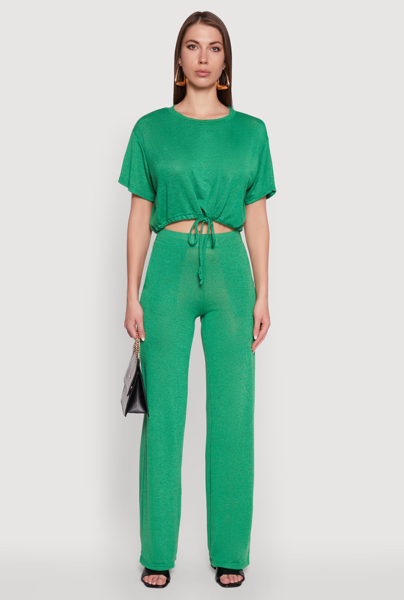 3413064726921037_002