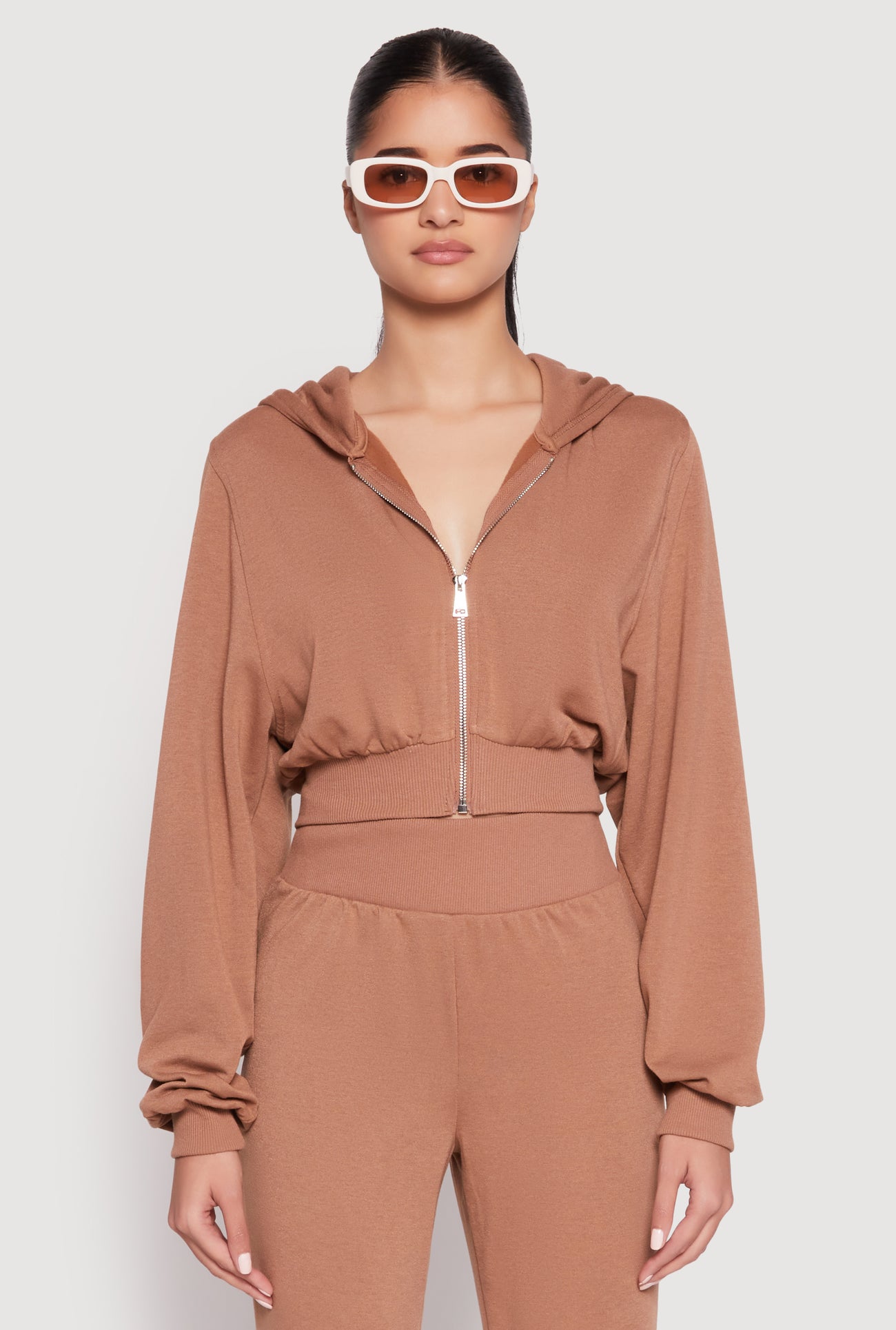 3413069393004325_001