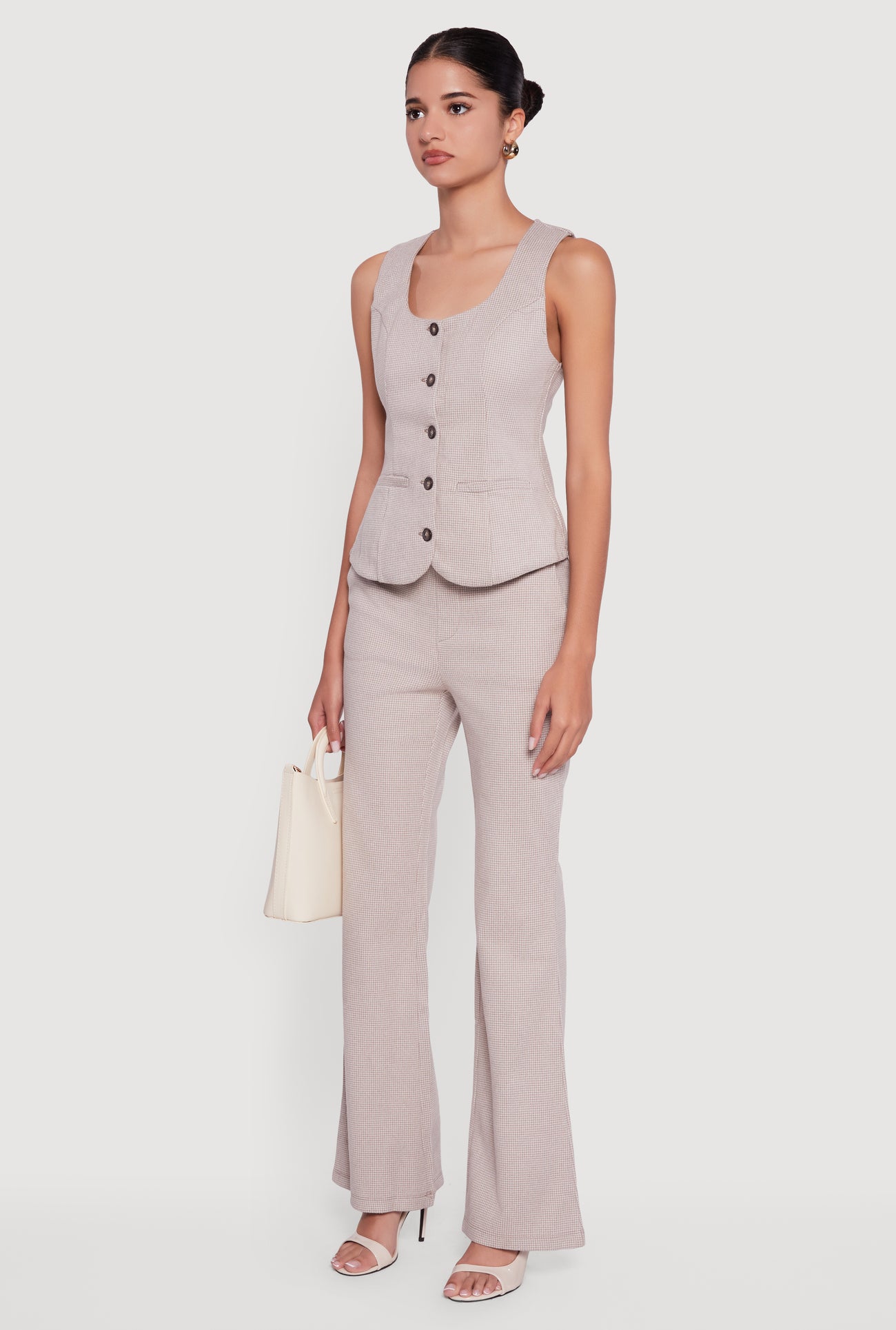 3413069393972016_005