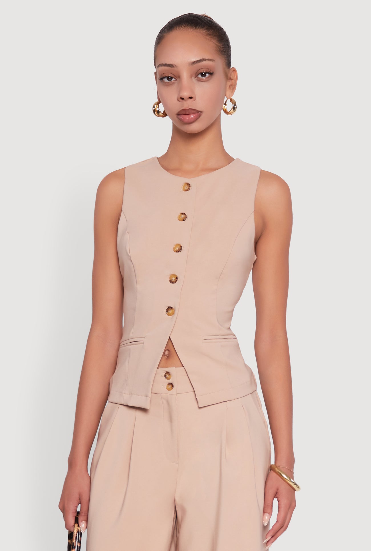 3413069399460025_001