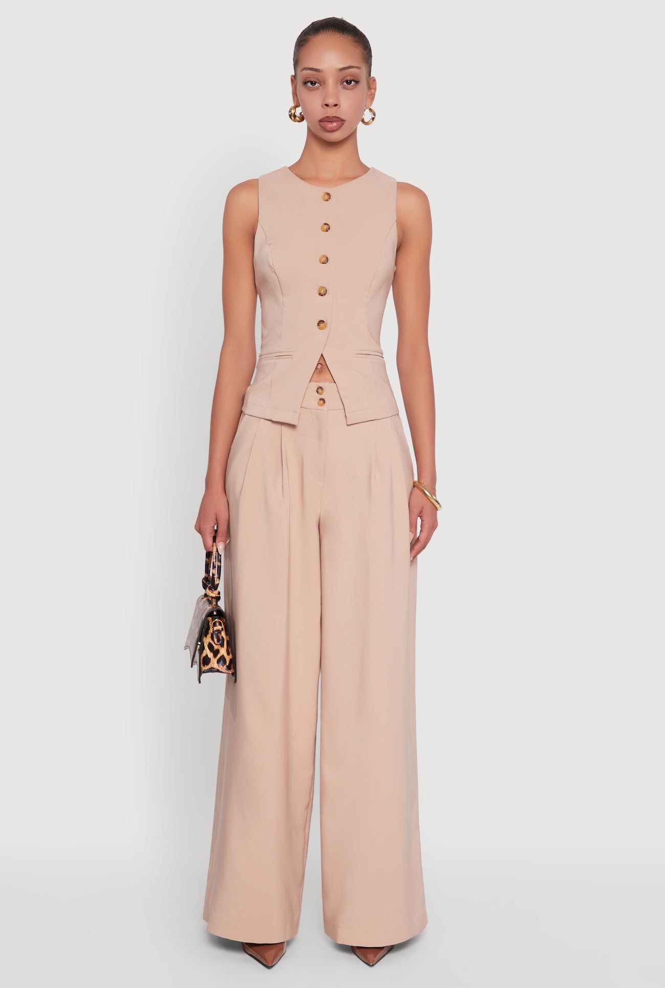 3413069399461025_002