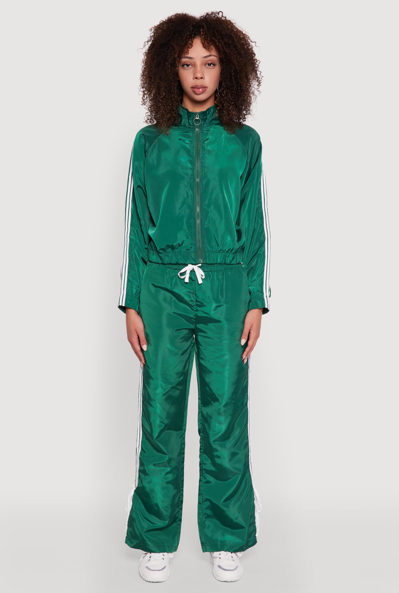 3413075173830031_002