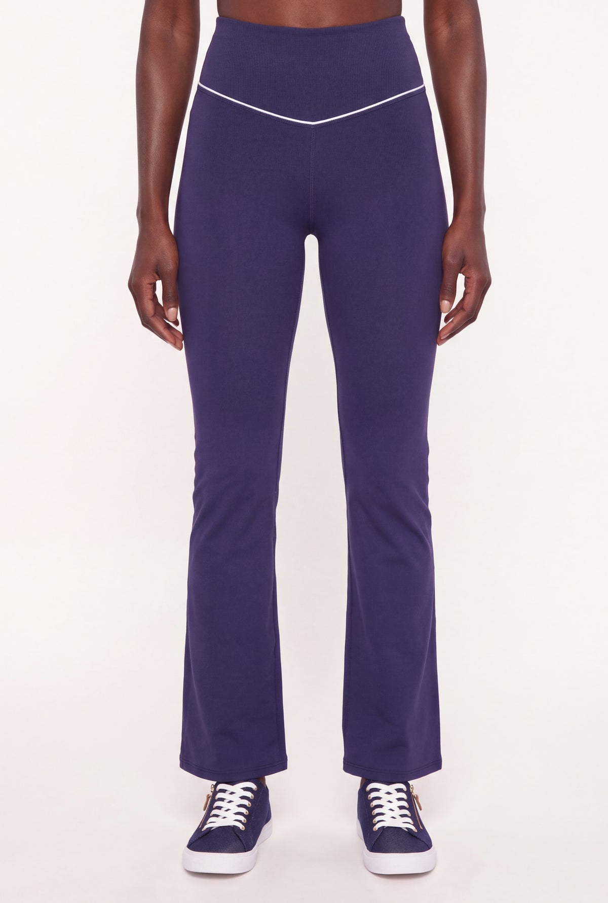 3413076341370041_003