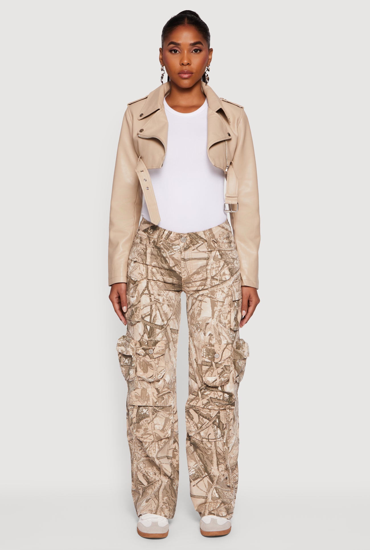 3414064721110016_001