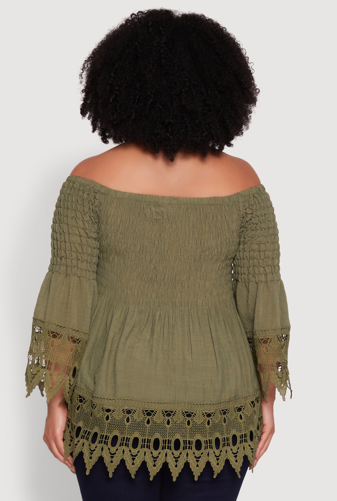 3803038346511071_006