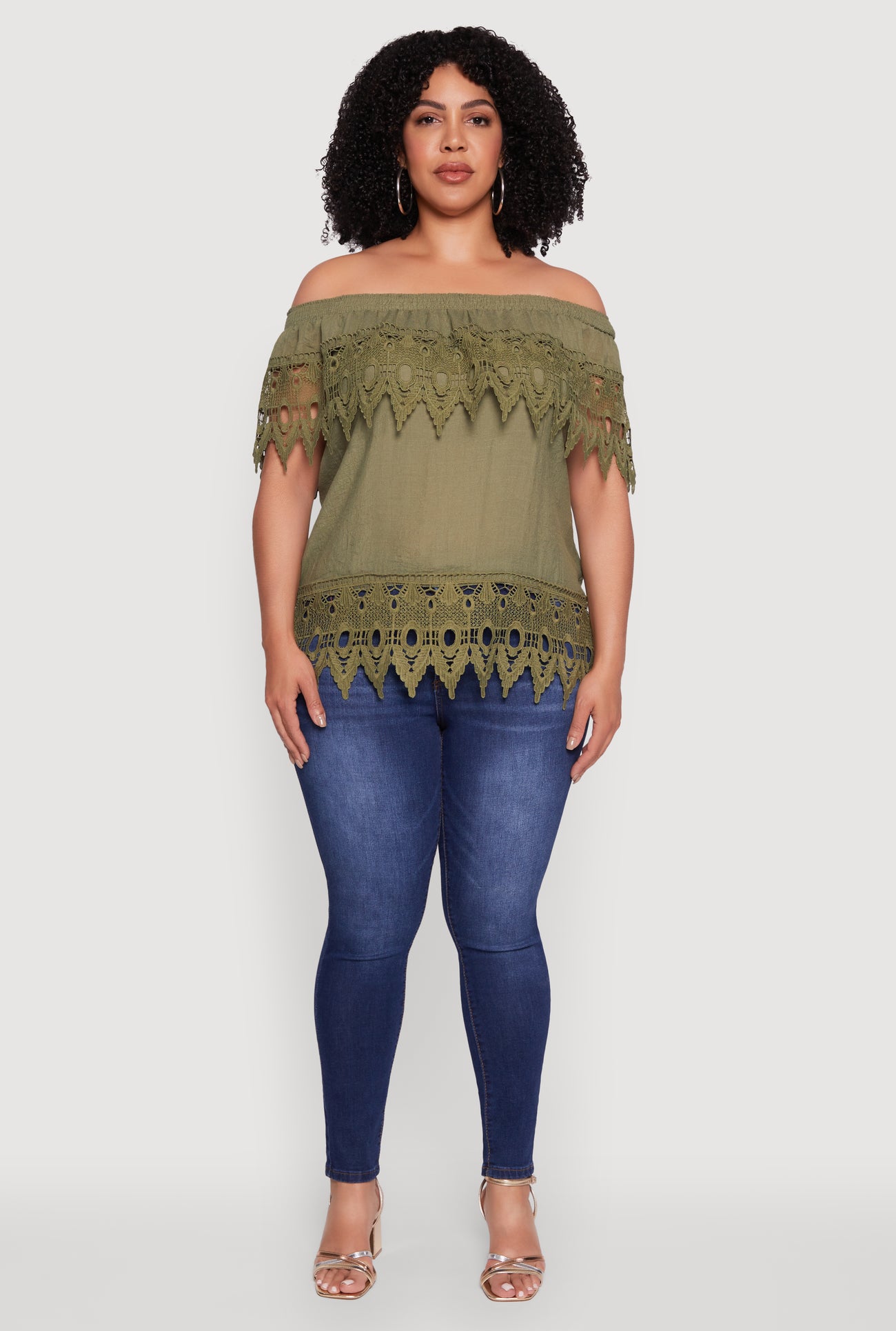 3803038346512032_003