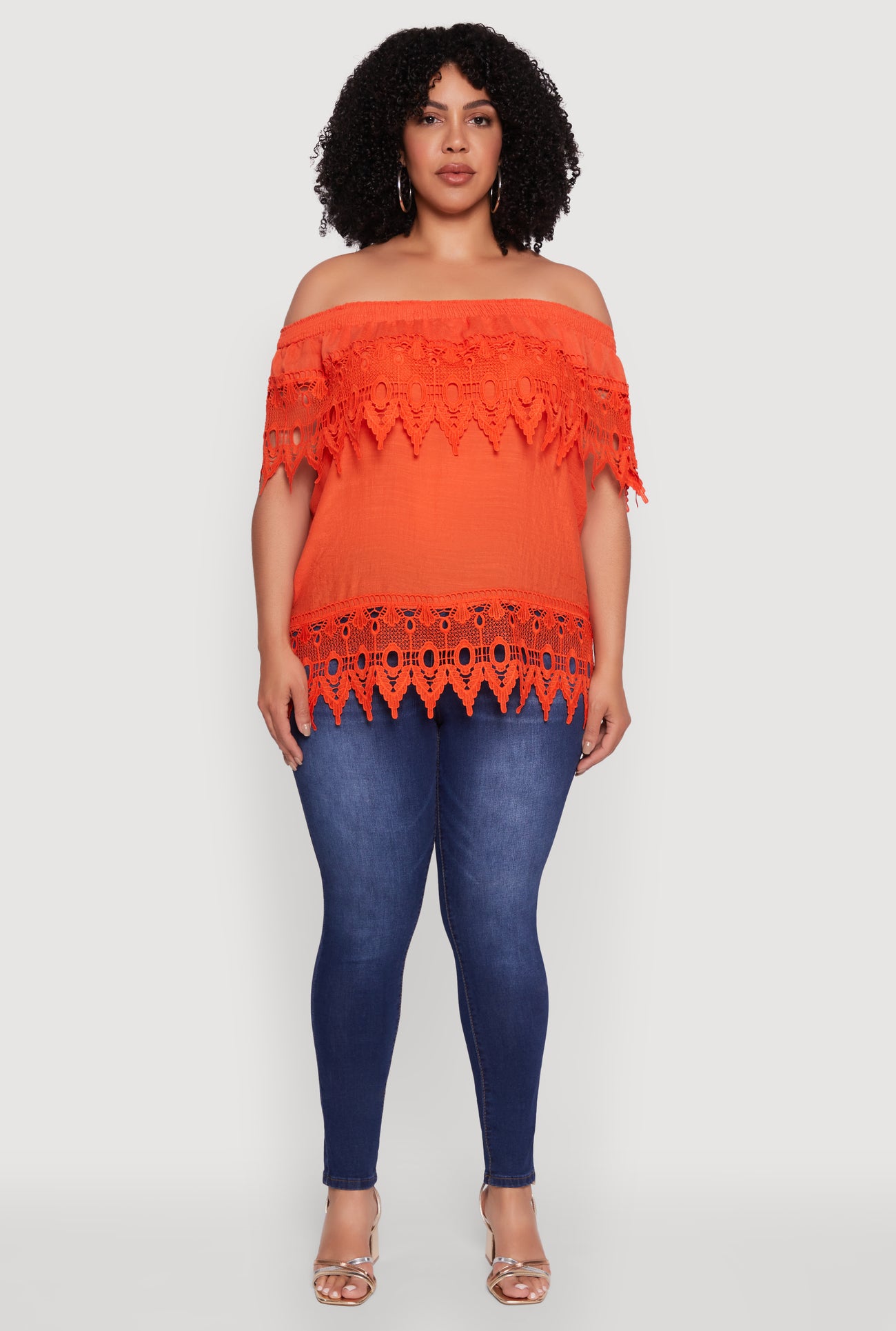 3803038346512080_003