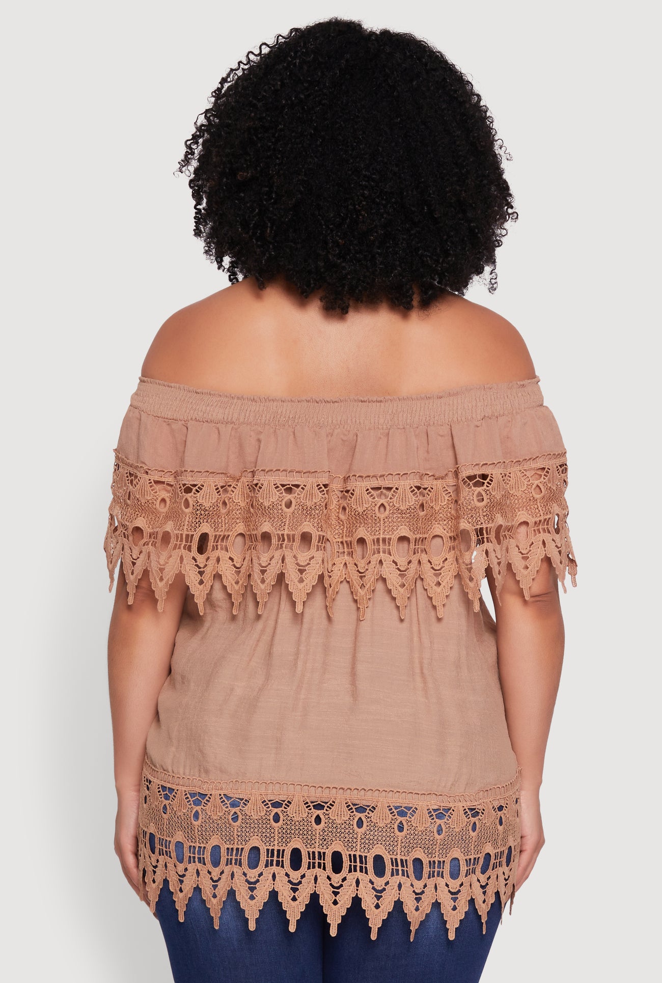 3803038346512405_006