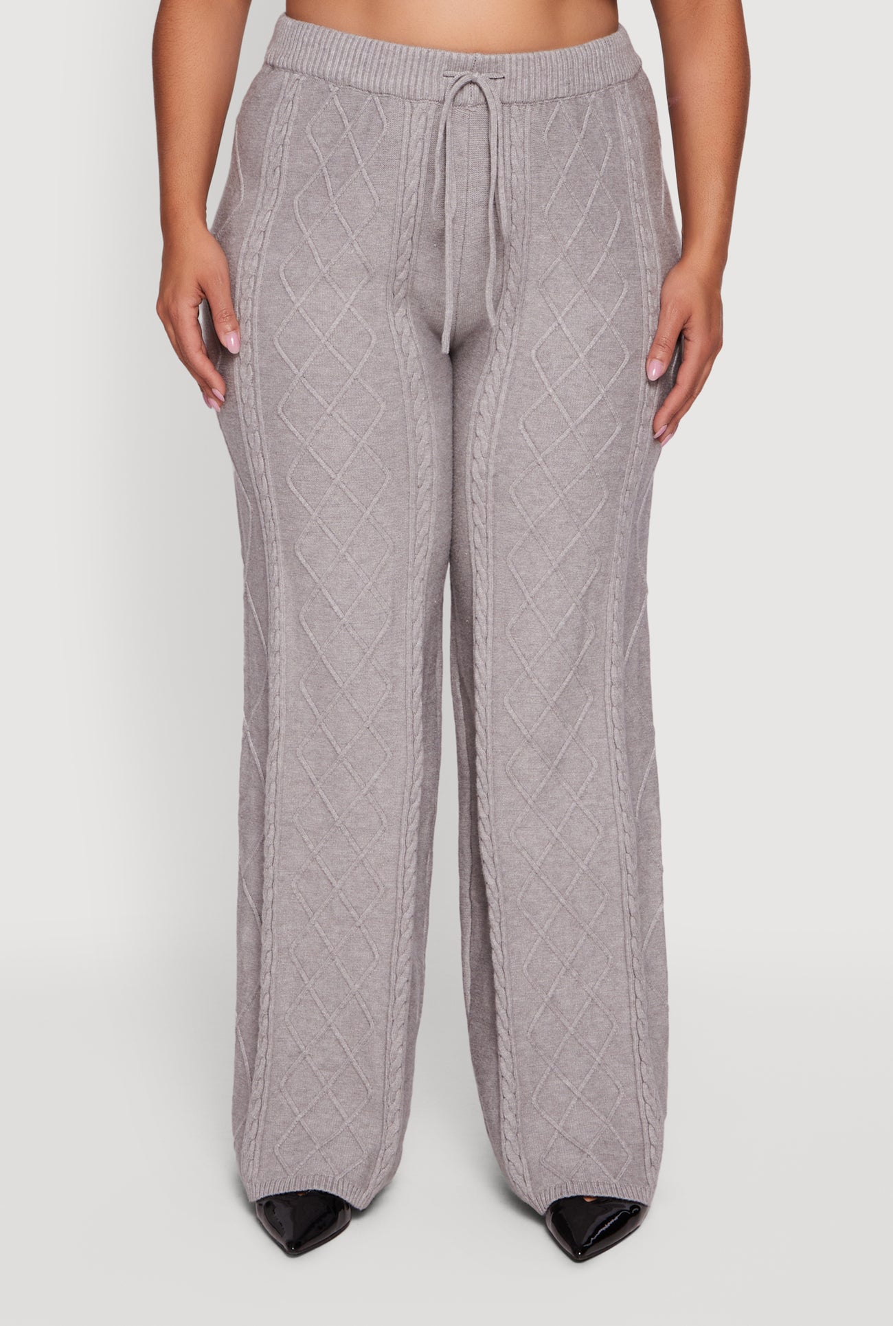 3850038346102004_003