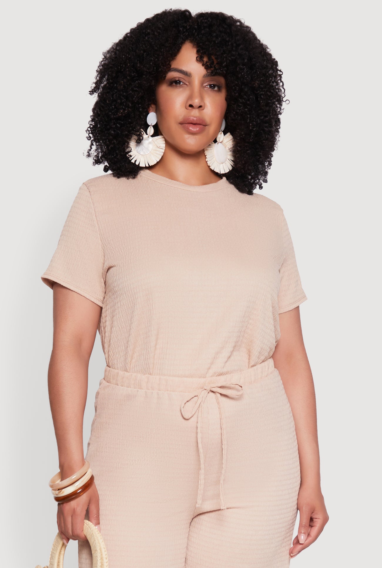 3850062123530025_001