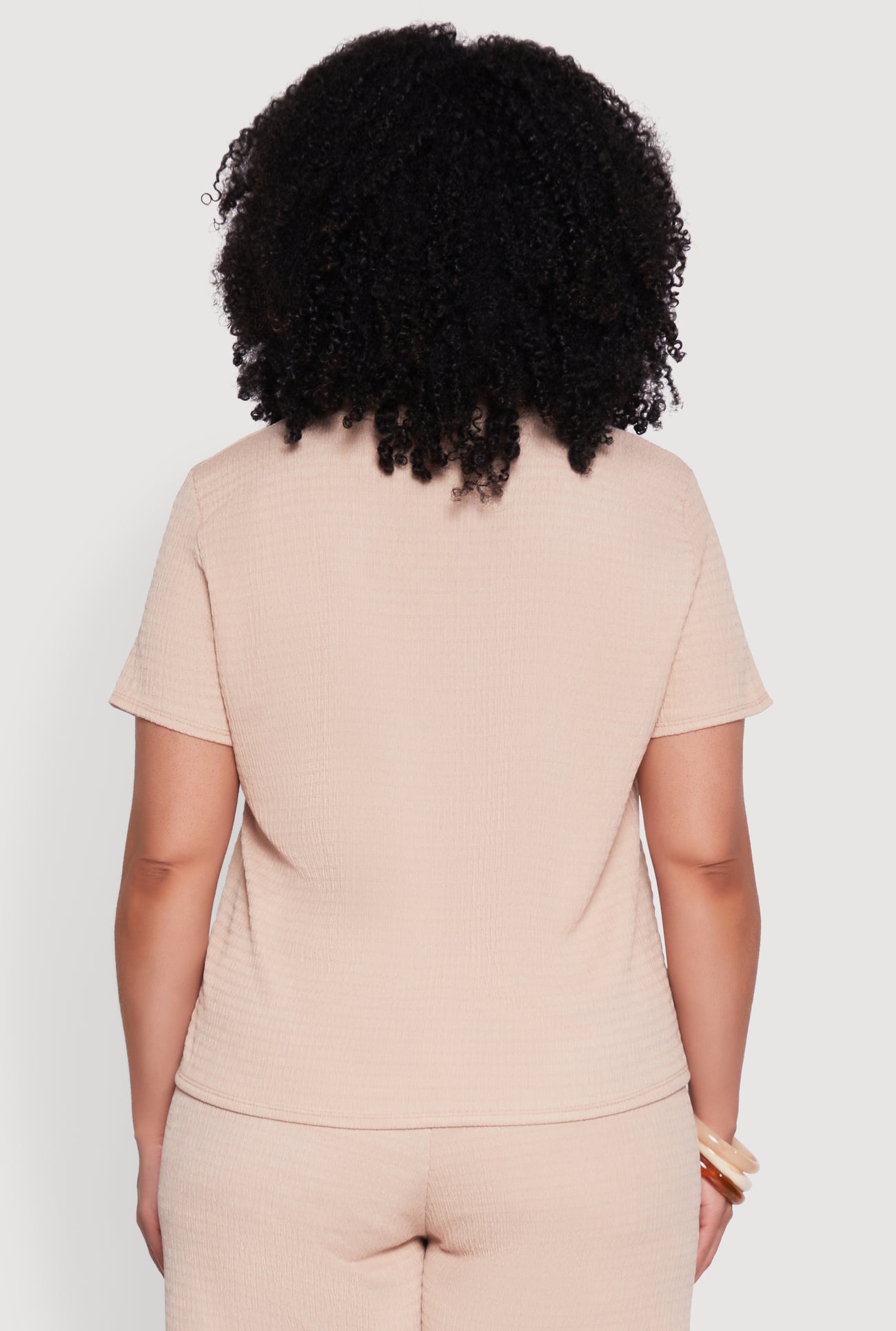 3850062123530025_006