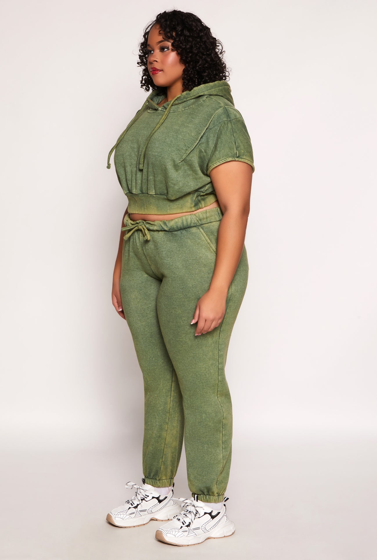 3850062125644032_003