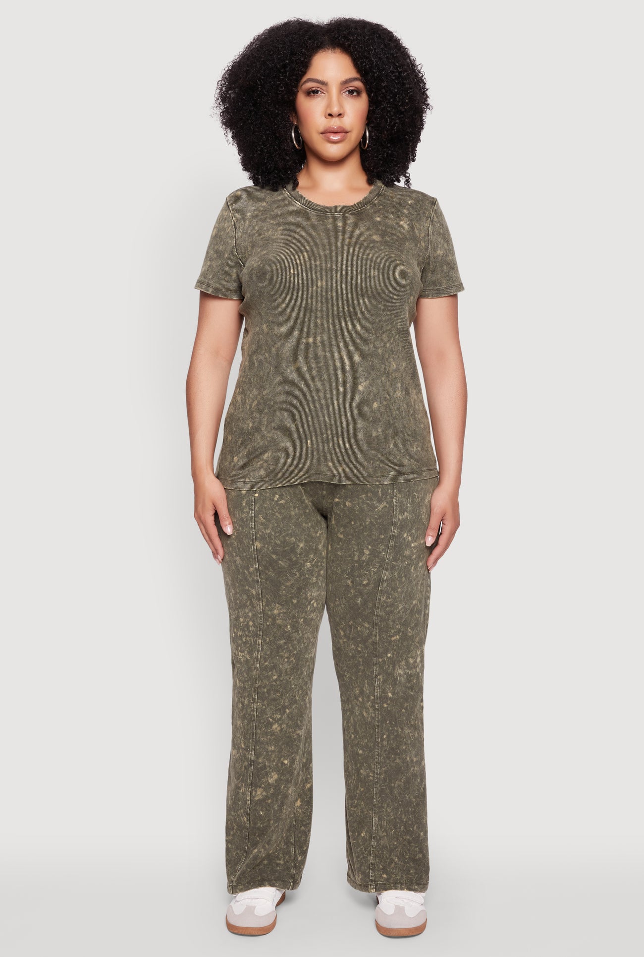 3850062703021032_002