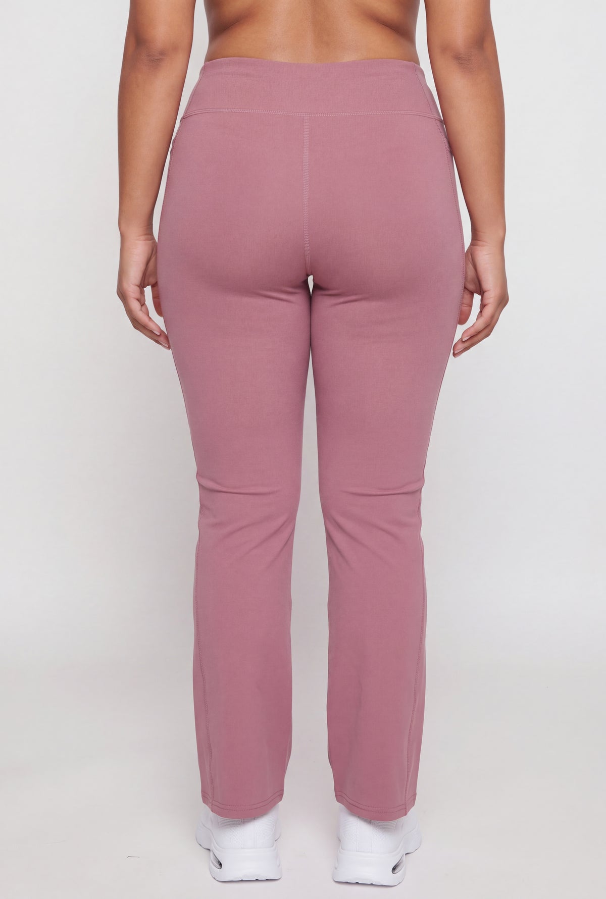 3850070584023054_005