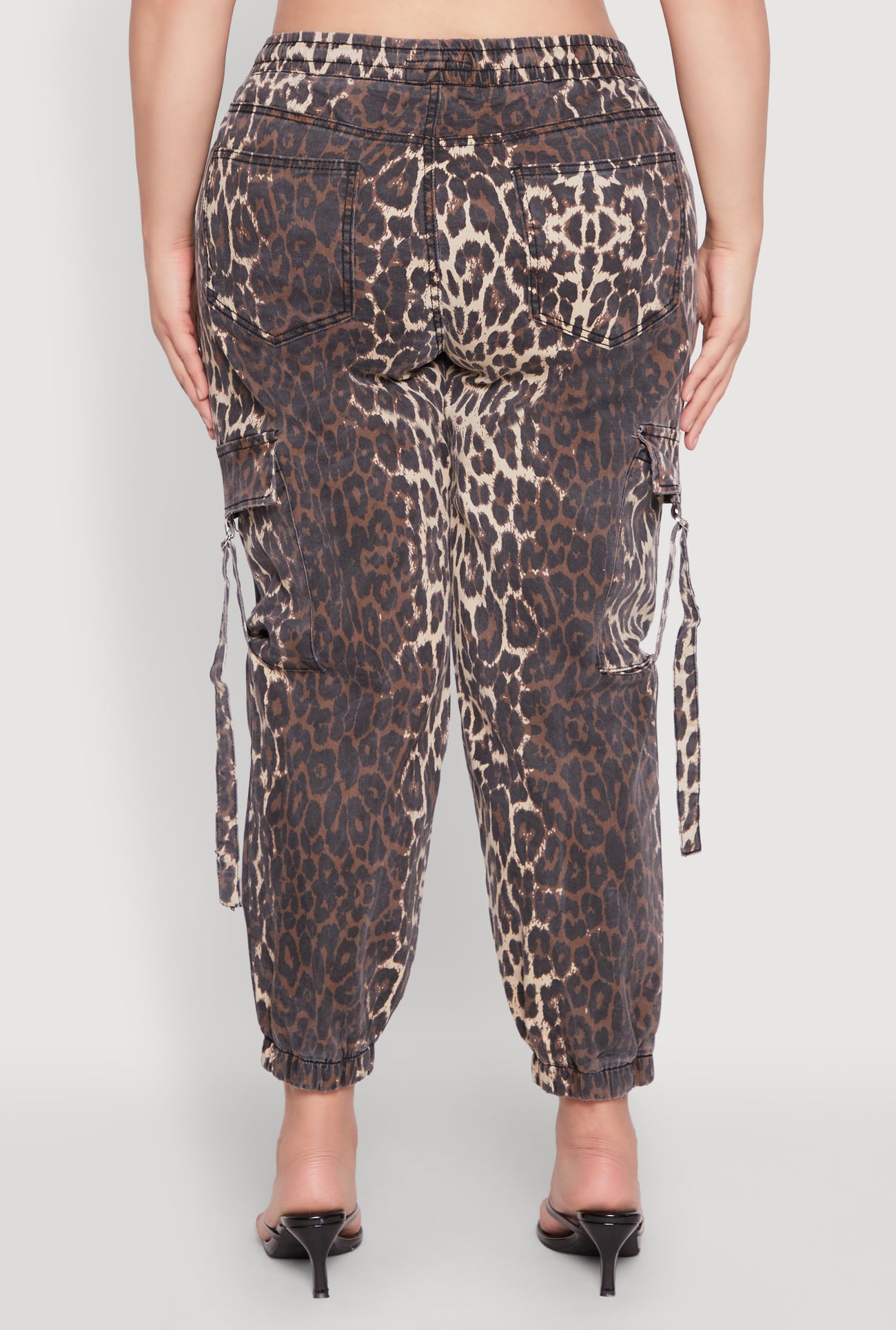 3870063406803020_006