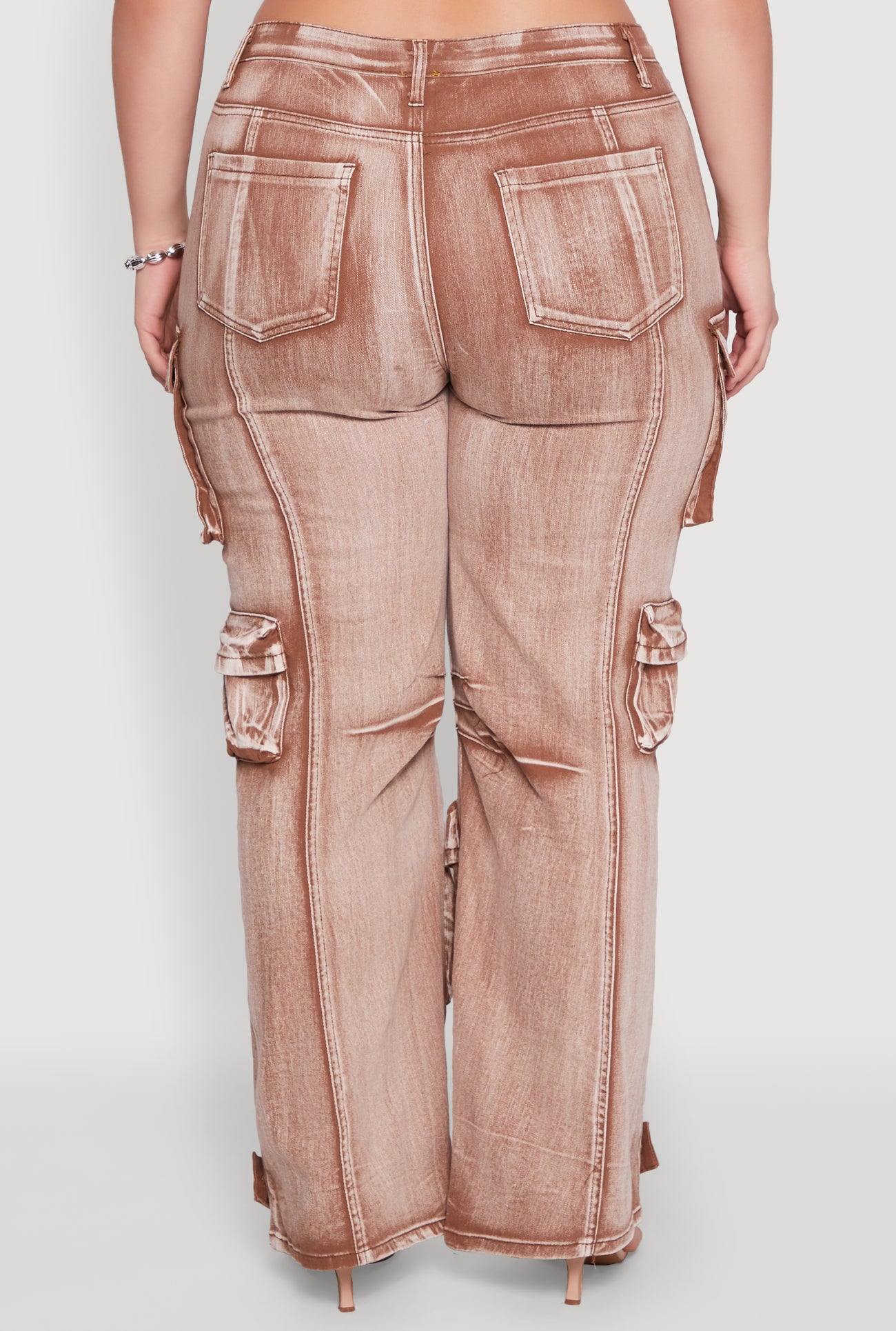 3870064722443405_006