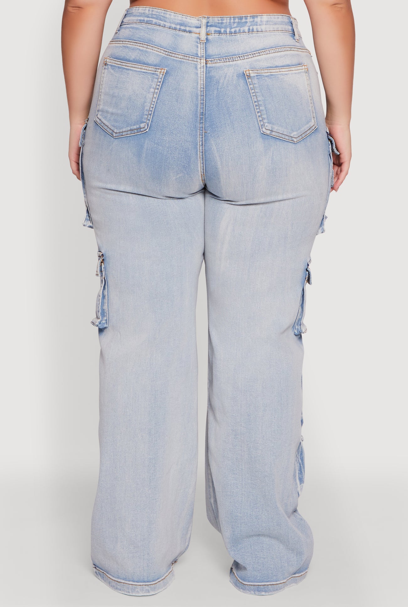 3870064723050404_006